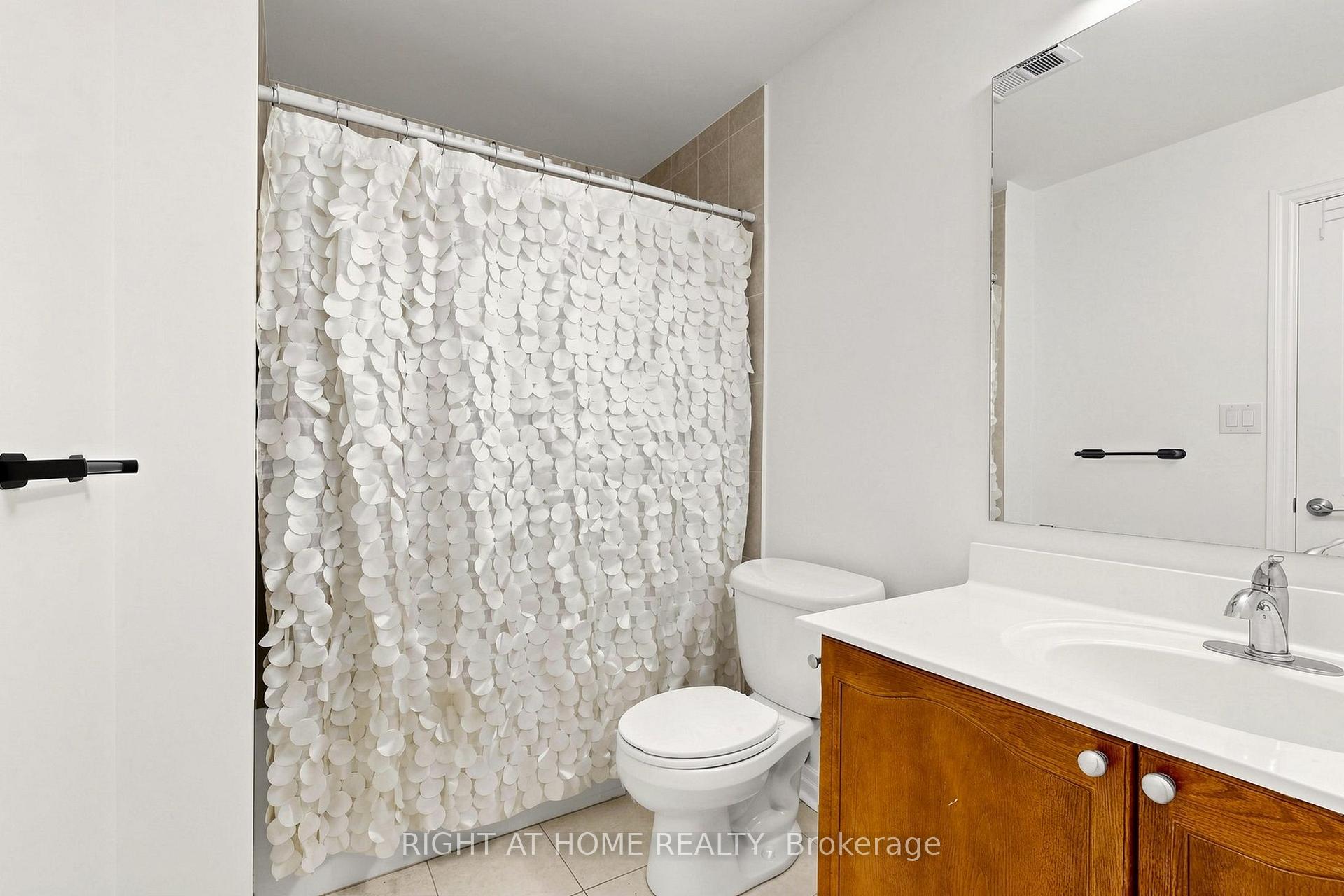 Photo 26 of Unit 408, 70 Port Street E, Mississauga, Port Credit — HOMEH