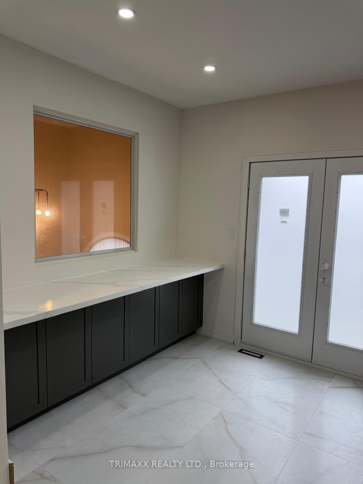 Photo 3 of Unit Upper Unit, 8 Ed Quigg Way, Vaughan, Sonoma Heights — HOMEH