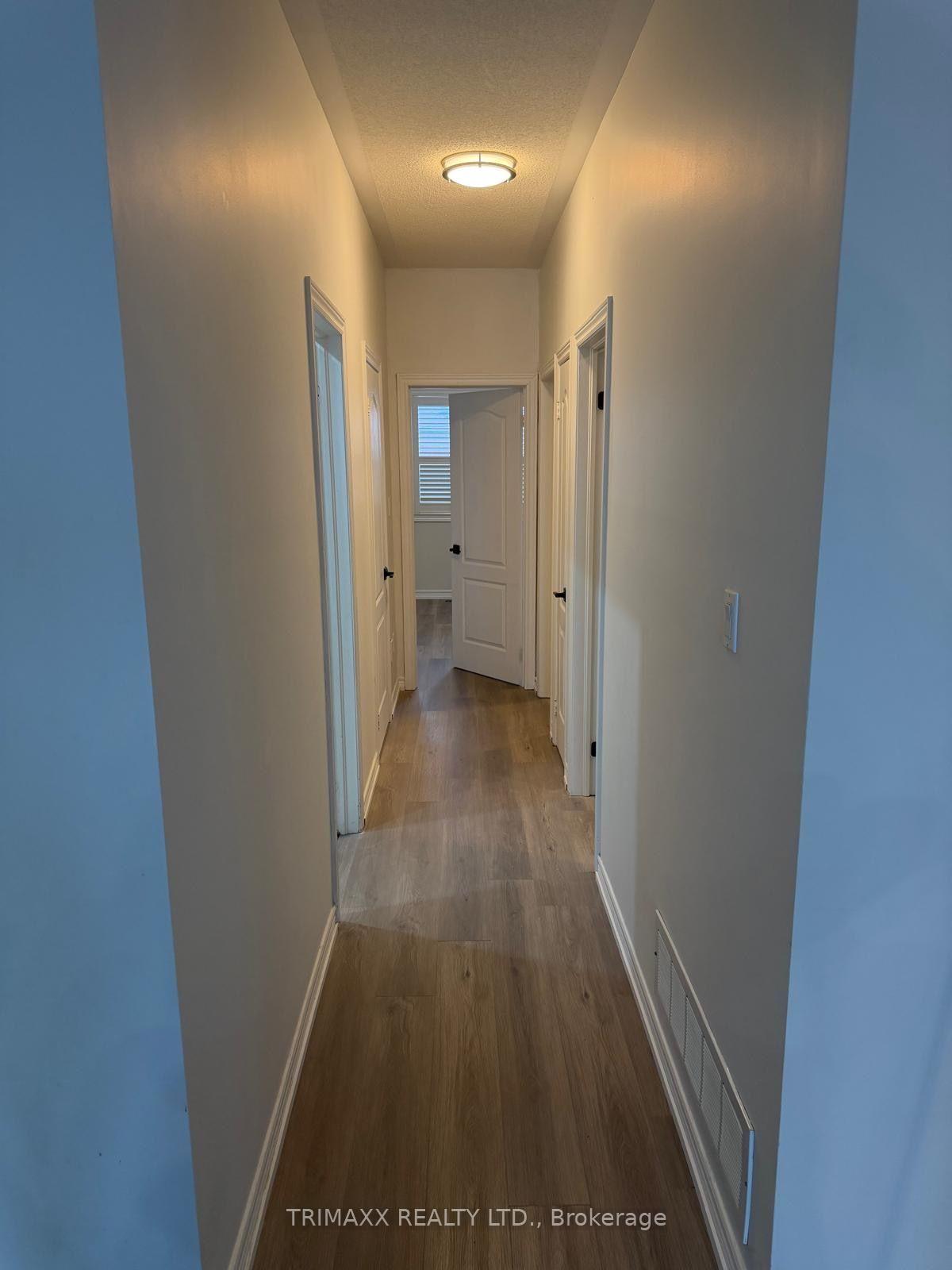 Photo 6 of Unit Upper Unit, 8 Ed Quigg Way, Vaughan, Sonoma Heights — HOMEH