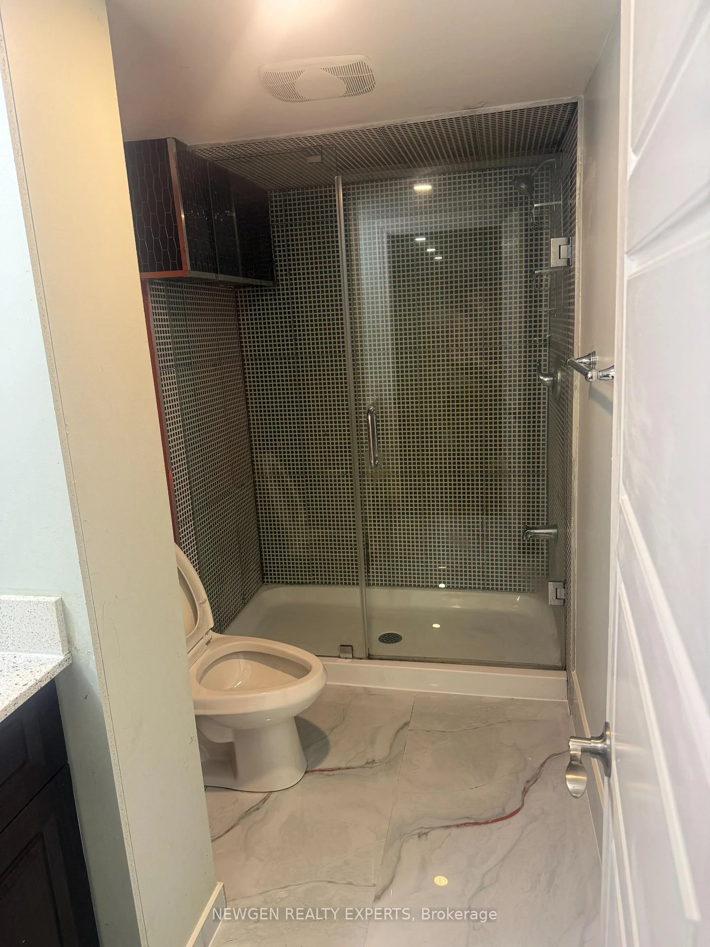 Photo 8 of Unit Bsmnt, 23 Hawtrey Road, Brampton, Northwest Brampton — HOMEH