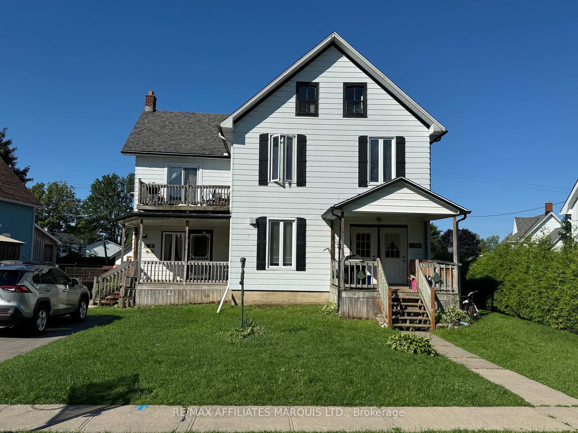 Photo of 38 Laurier Drive