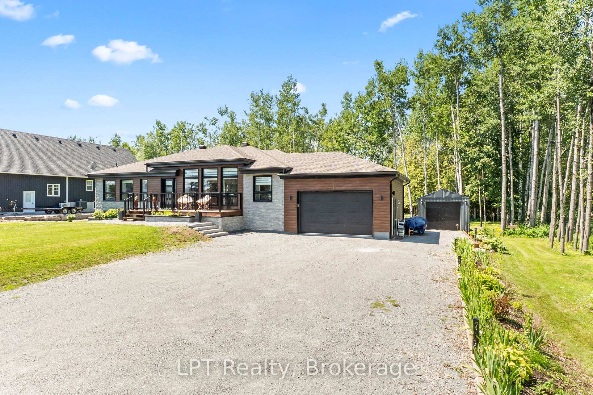 Photo 2 of 61 Pinewood Boulevard, Kawartha Lakes, Carden — HOMEH