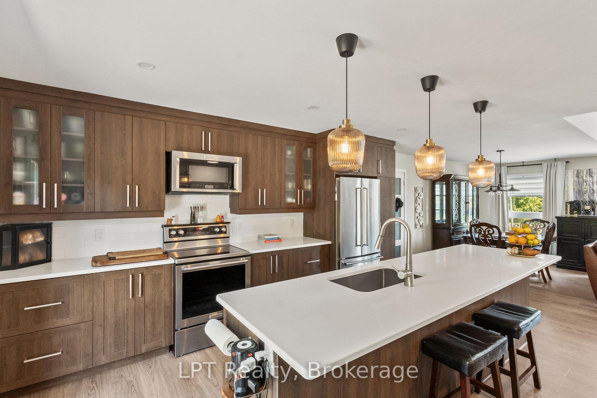 Photo 16 of 61 Pinewood Boulevard, Kawartha Lakes, Carden — HOMEH