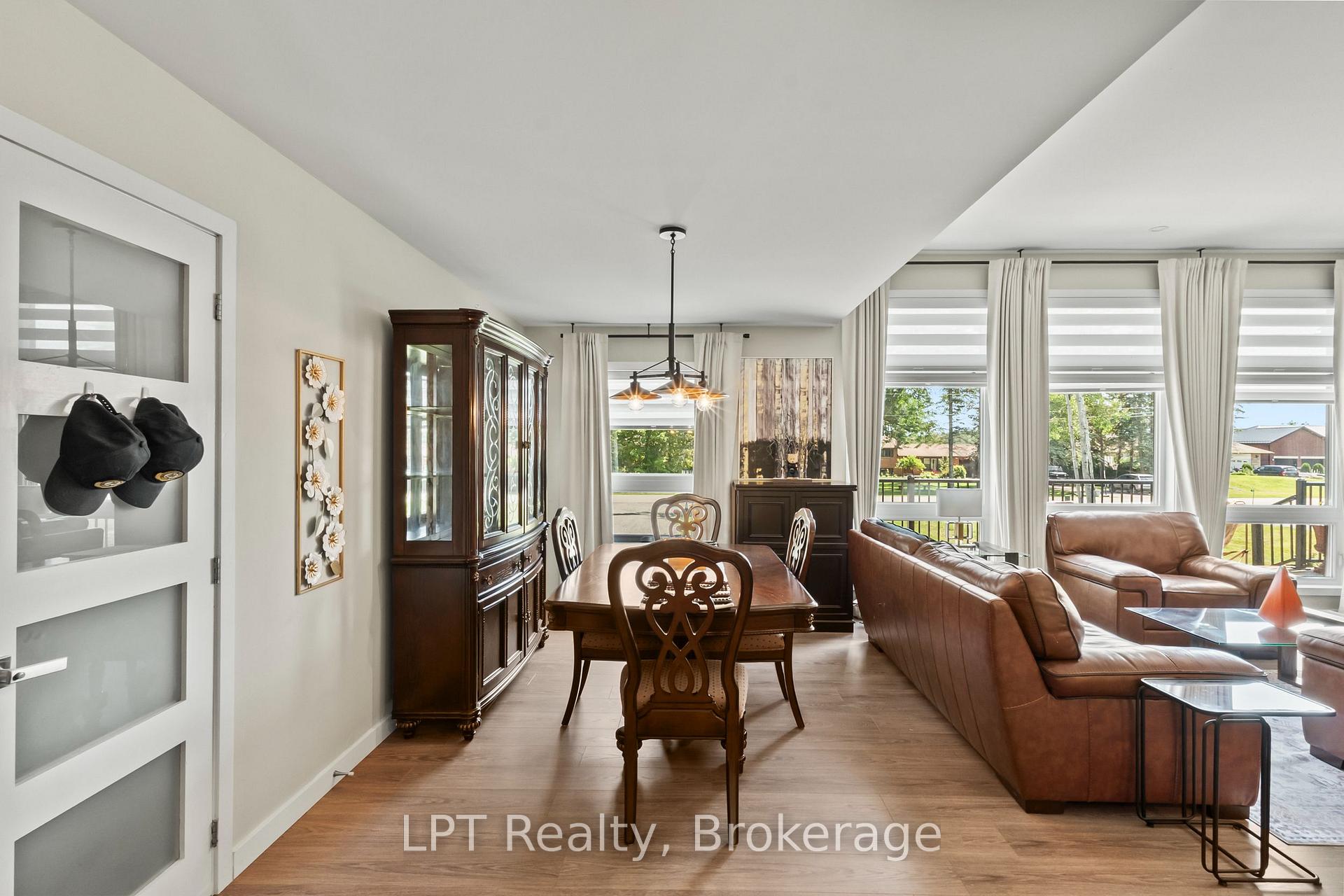 Photo 17 of 61 Pinewood Boulevard, Kawartha Lakes, Carden — HOMEH