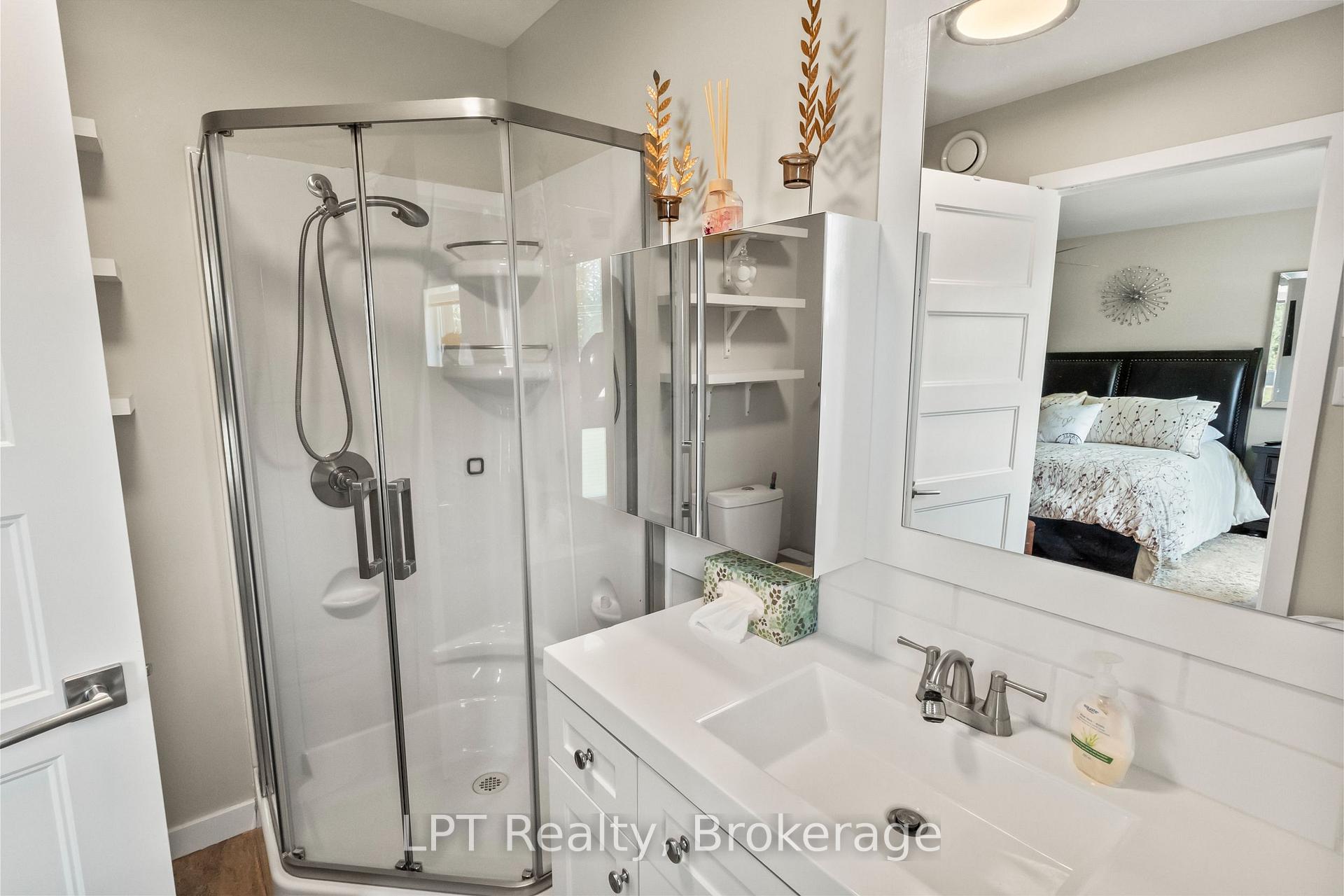 Photo 22 of 61 Pinewood Boulevard, Kawartha Lakes, Carden — HOMEH