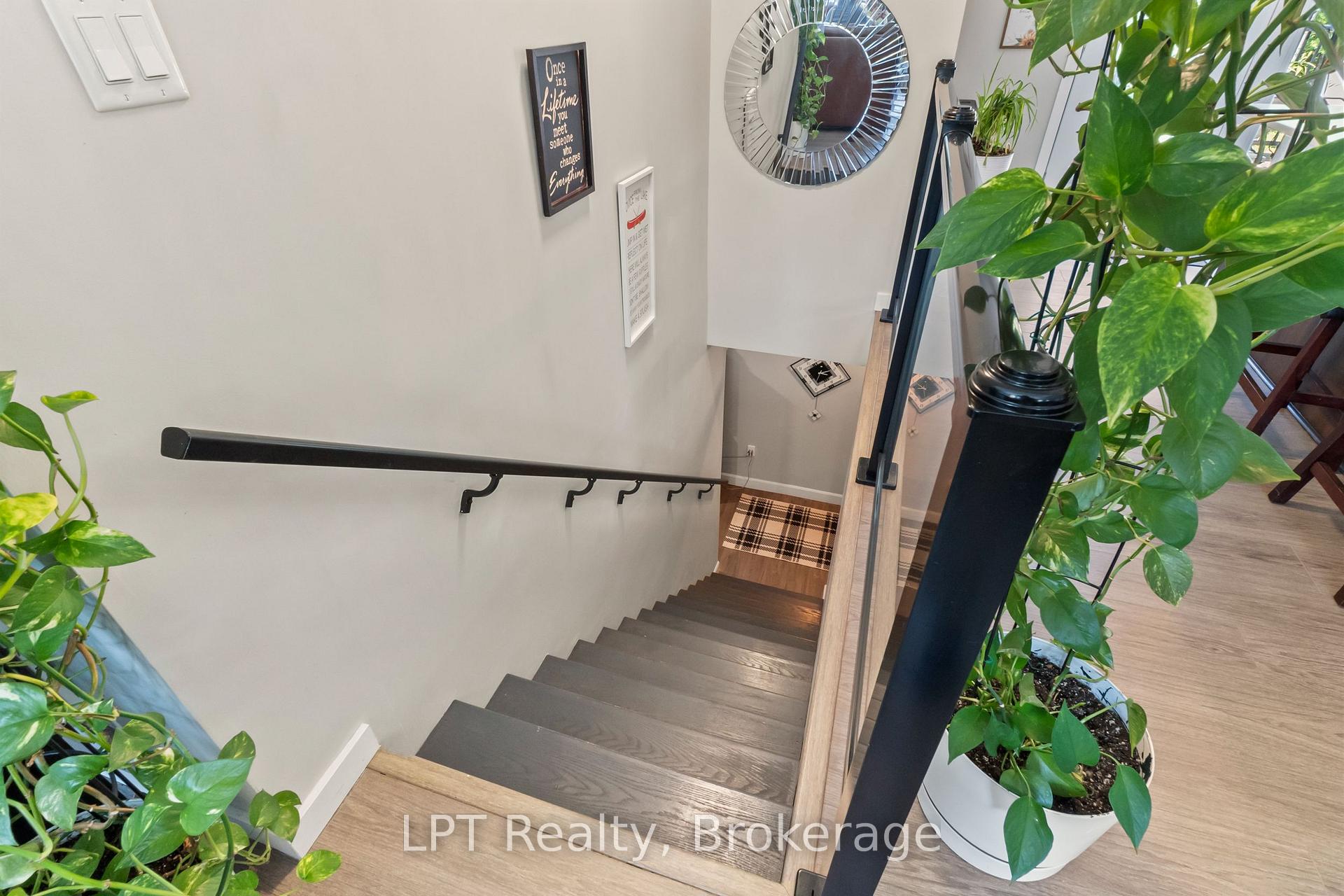 Photo 32 of 61 Pinewood Boulevard, Kawartha Lakes, Carden — HOMEH