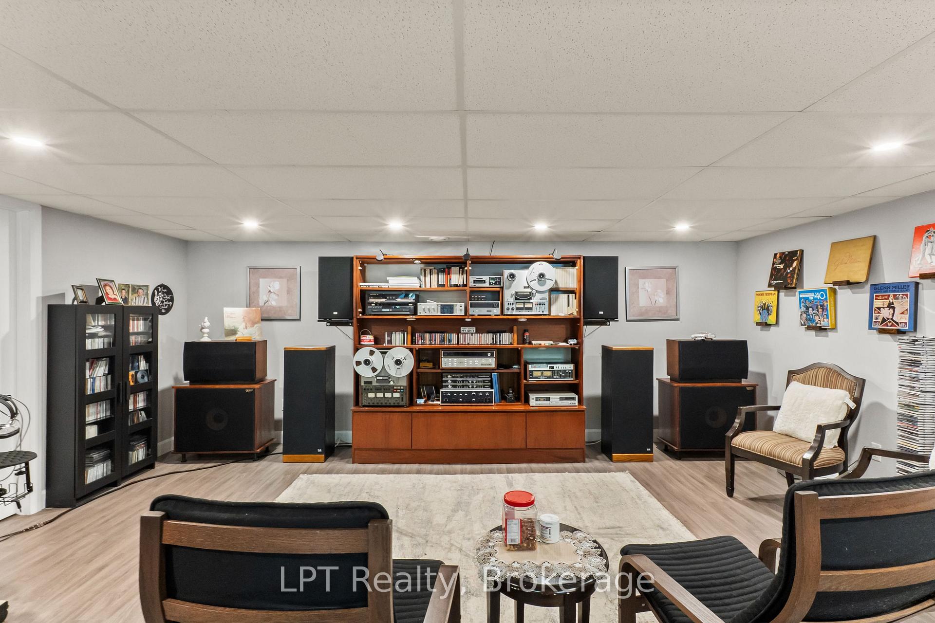 Photo 36 of 61 Pinewood Boulevard, Kawartha Lakes, Carden — HOMEH
