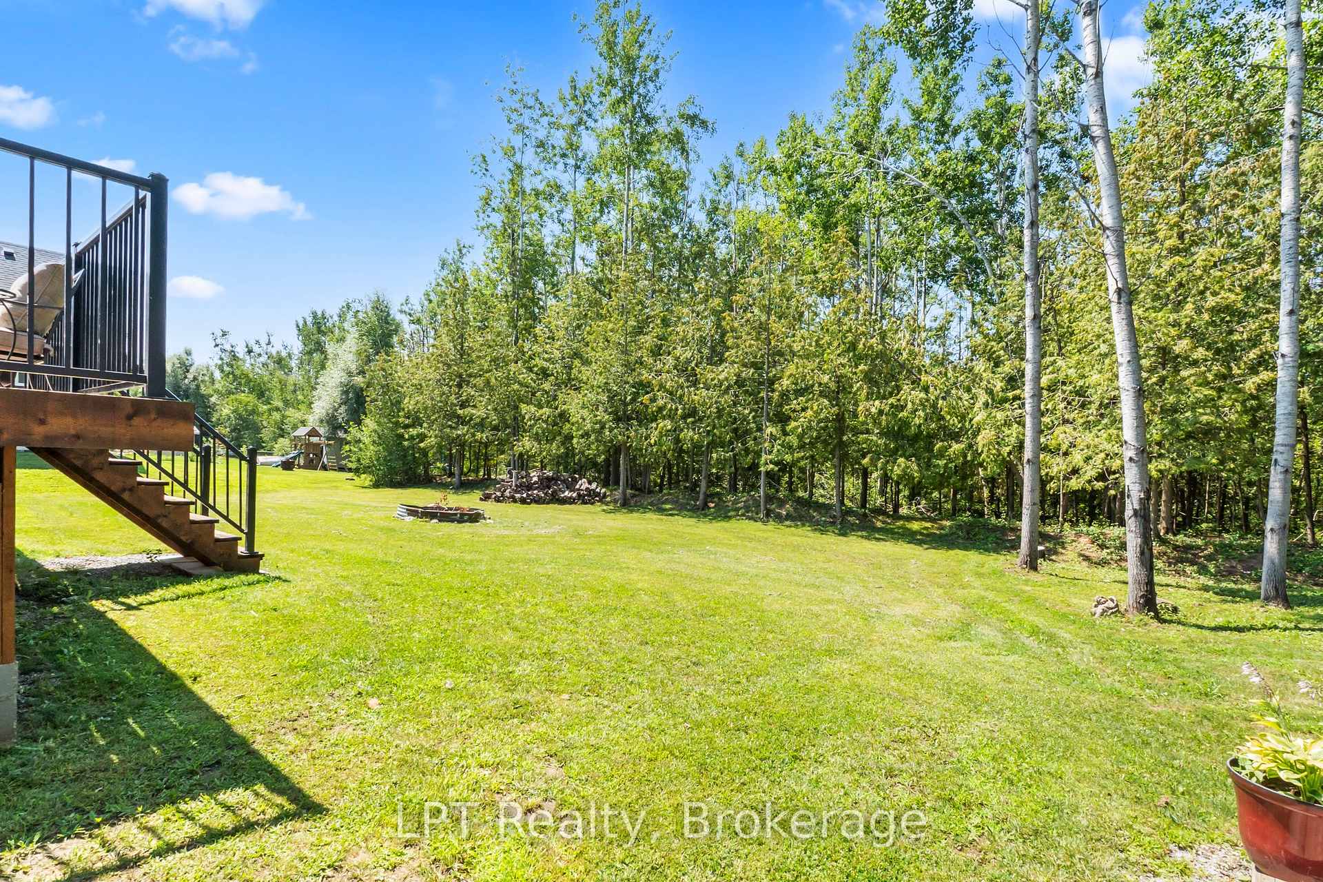 Photo 46 of 61 Pinewood Boulevard, Kawartha Lakes, Carden — HOMEH