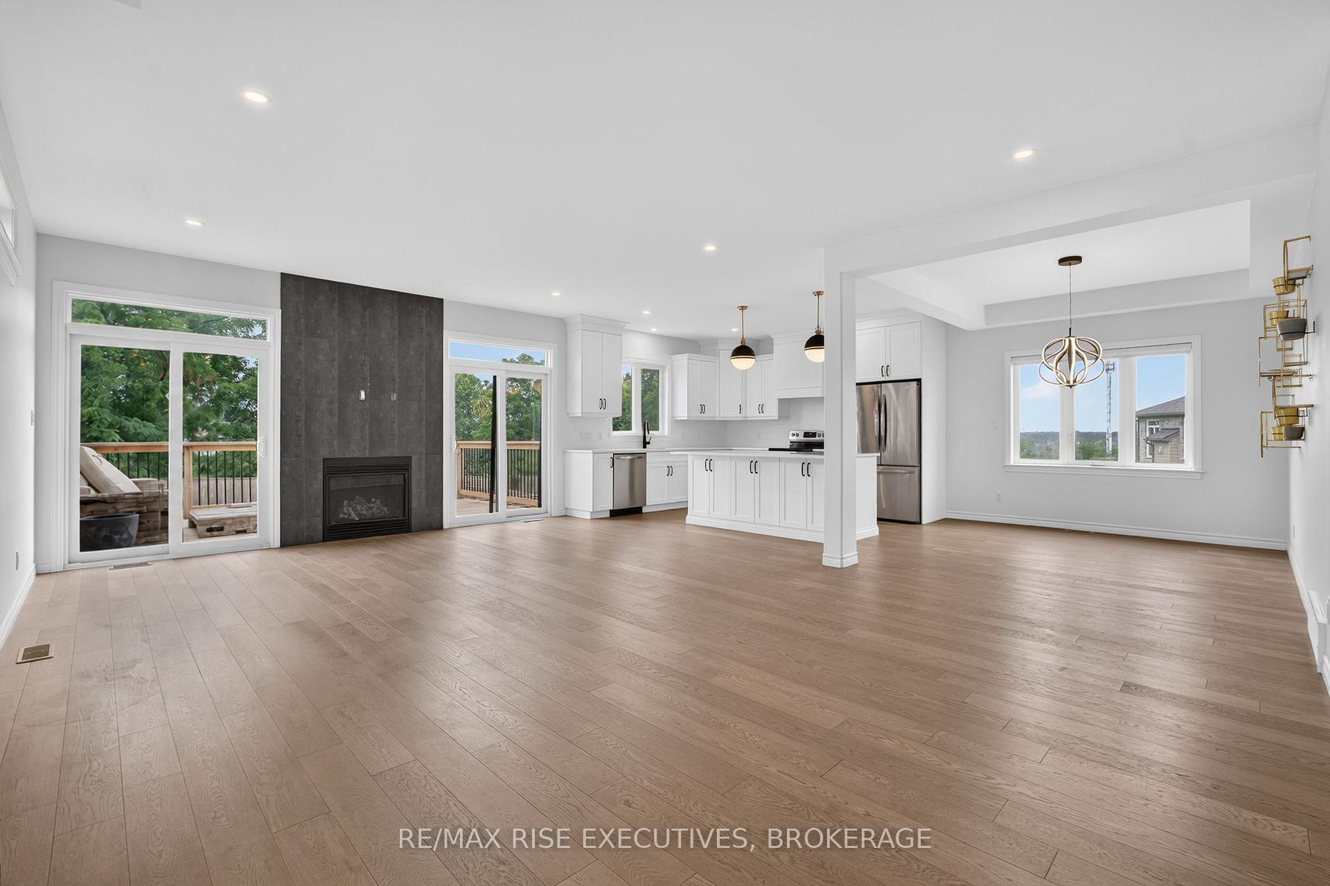Photo 5 of 1237 Carfa Crescent, Kingston, City Northwest — HOMEH