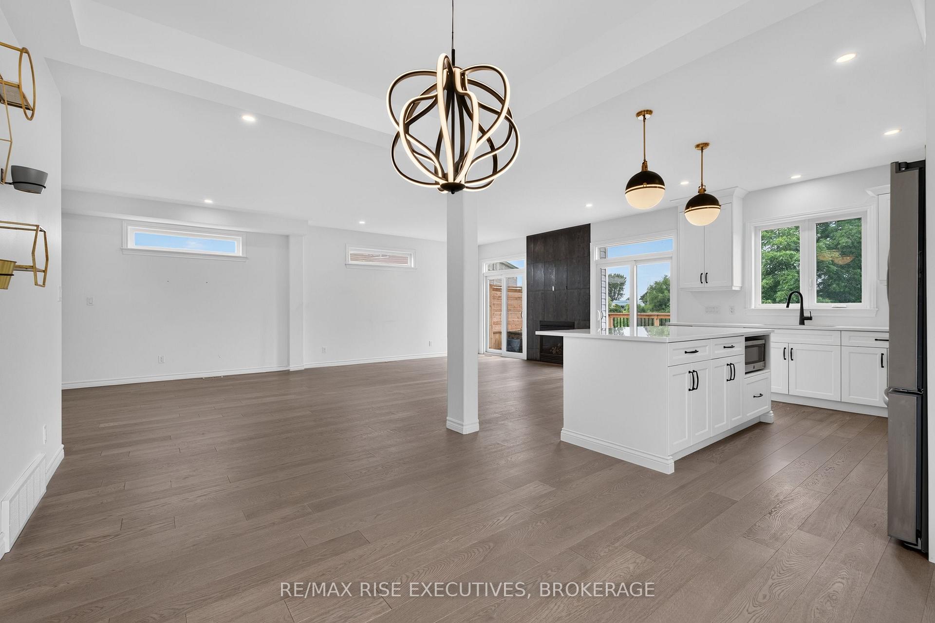 Photo 16 of 1237 Carfa Crescent, Kingston, City Northwest — HOMEH