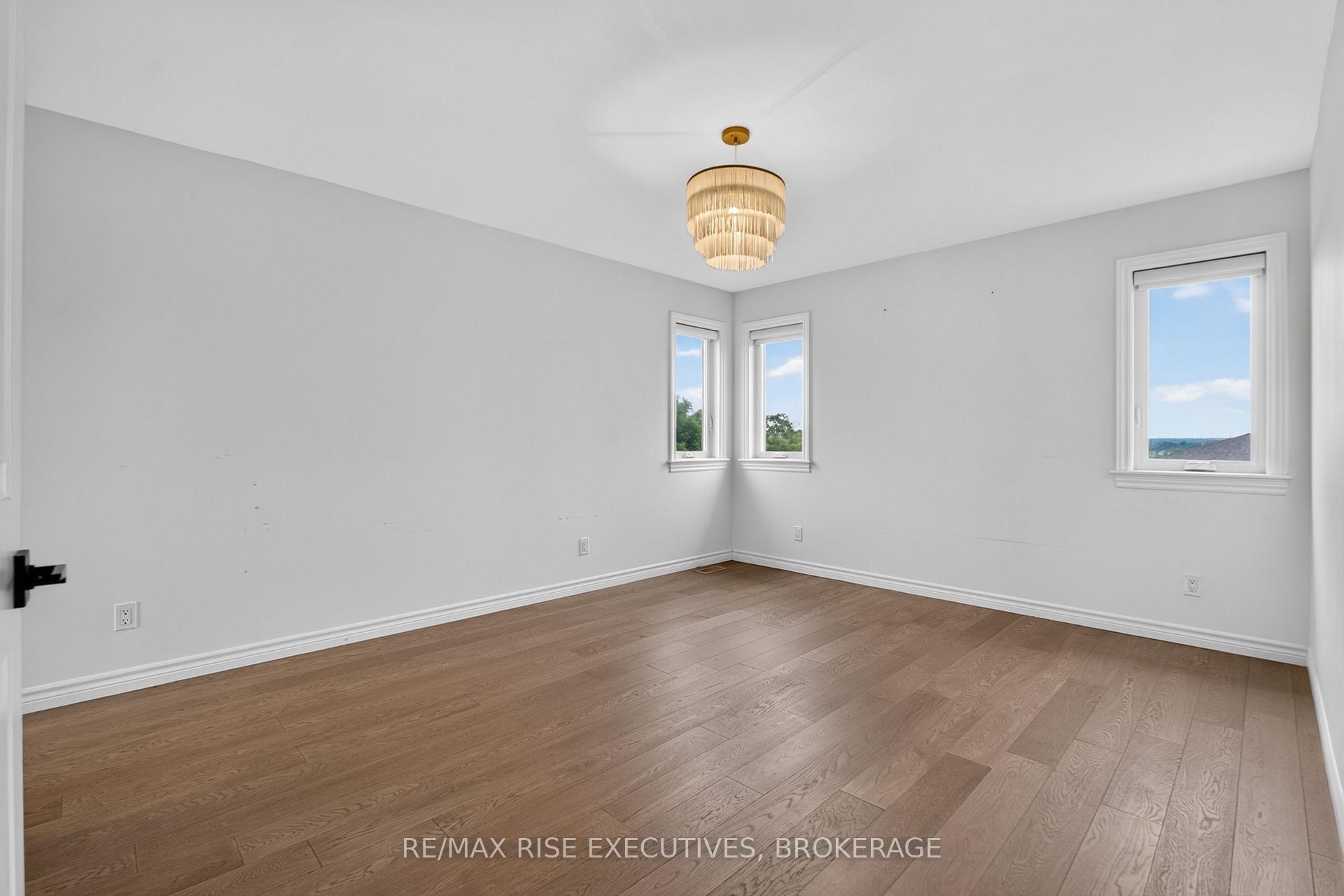 Photo 28 of 1237 Carfa Crescent, Kingston, City Northwest — HOMEH
