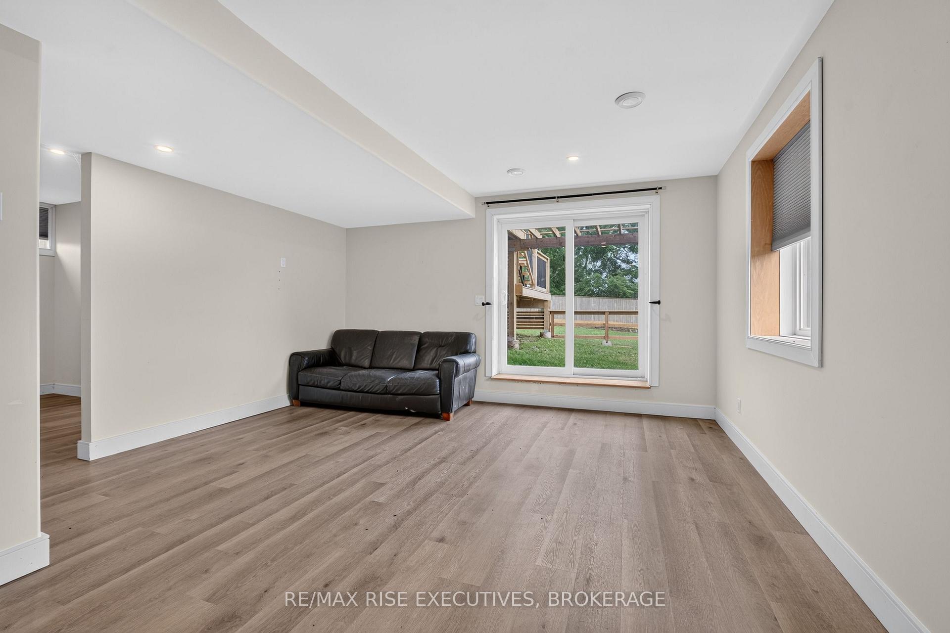 Photo 31 of 1237 Carfa Crescent, Kingston, City Northwest — HOMEH