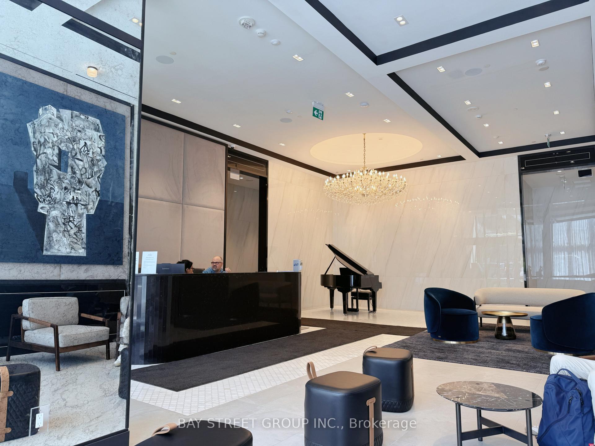 Photo 2 of Unit 4012, 8 Wellesley Street W, Toronto, Bay Street Corridor — HOMEH