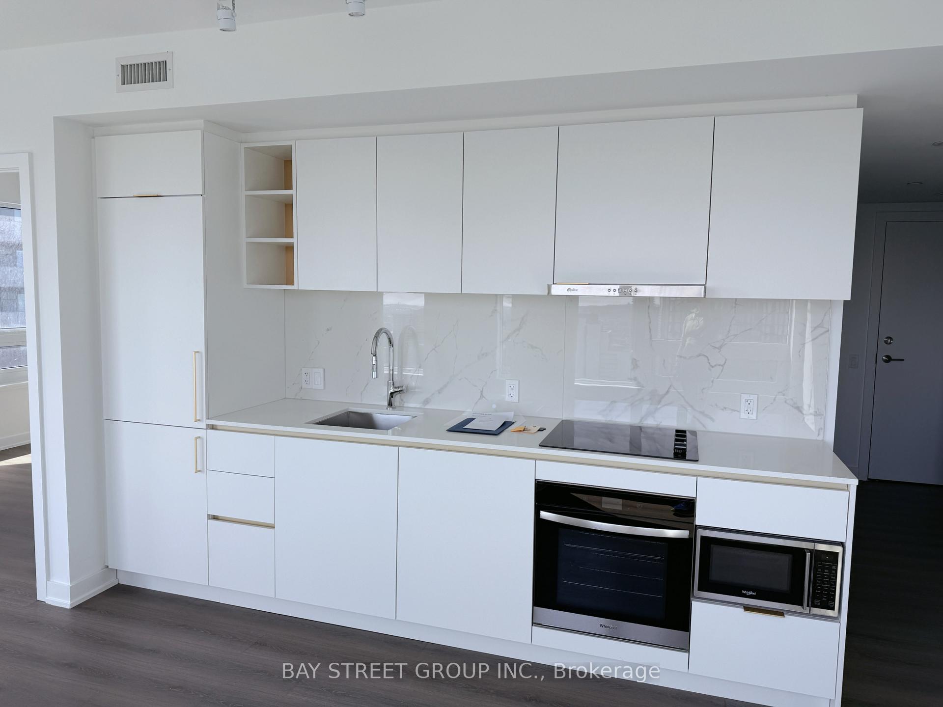 Photo 7 of Unit 4012, 8 Wellesley Street W, Toronto, Bay Street Corridor — HOMEH