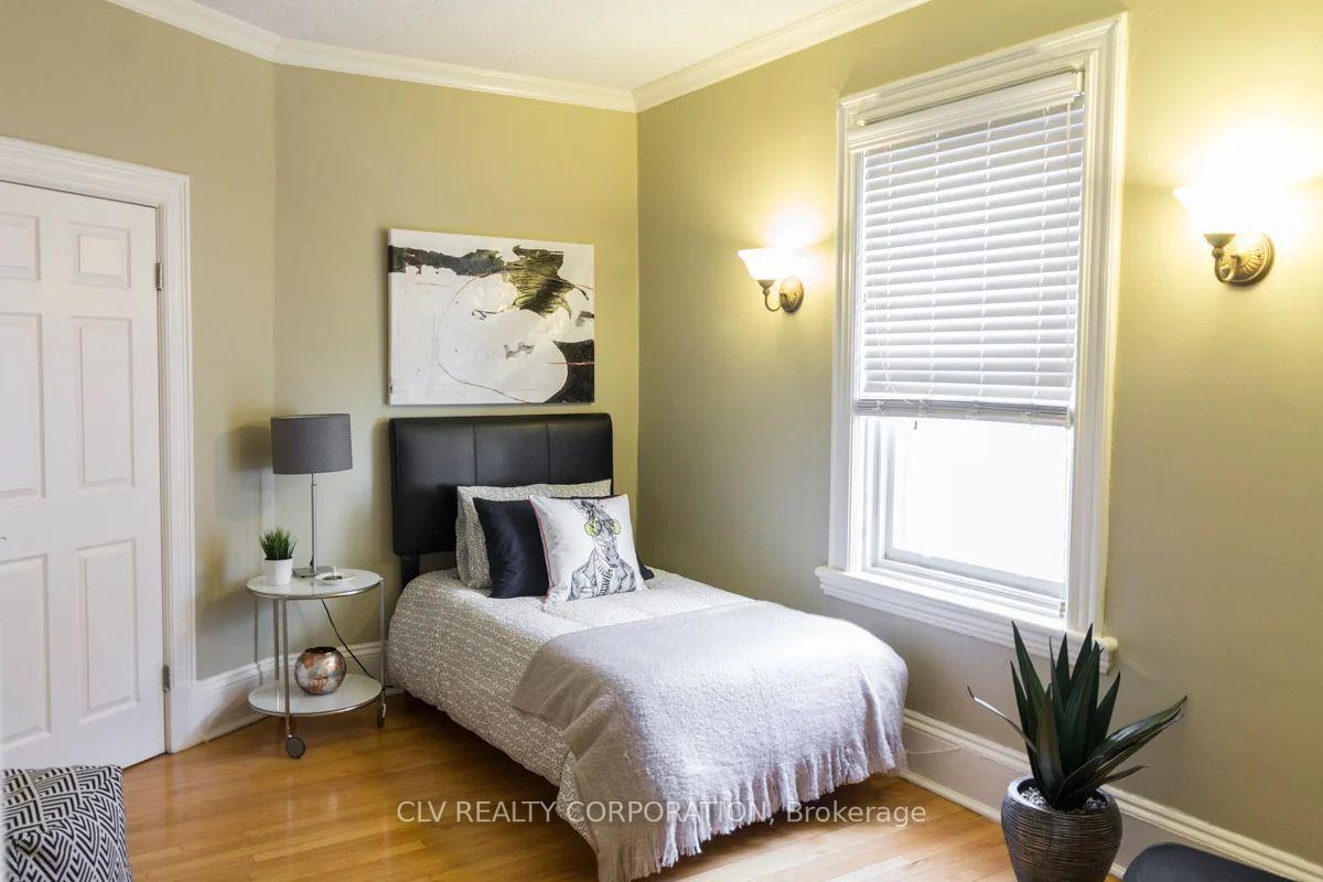 Photo 7 of Unit 3, 143 Maclaren Street, Ottawa, Ottawa Centre/Golden Triangle — HOMEH
