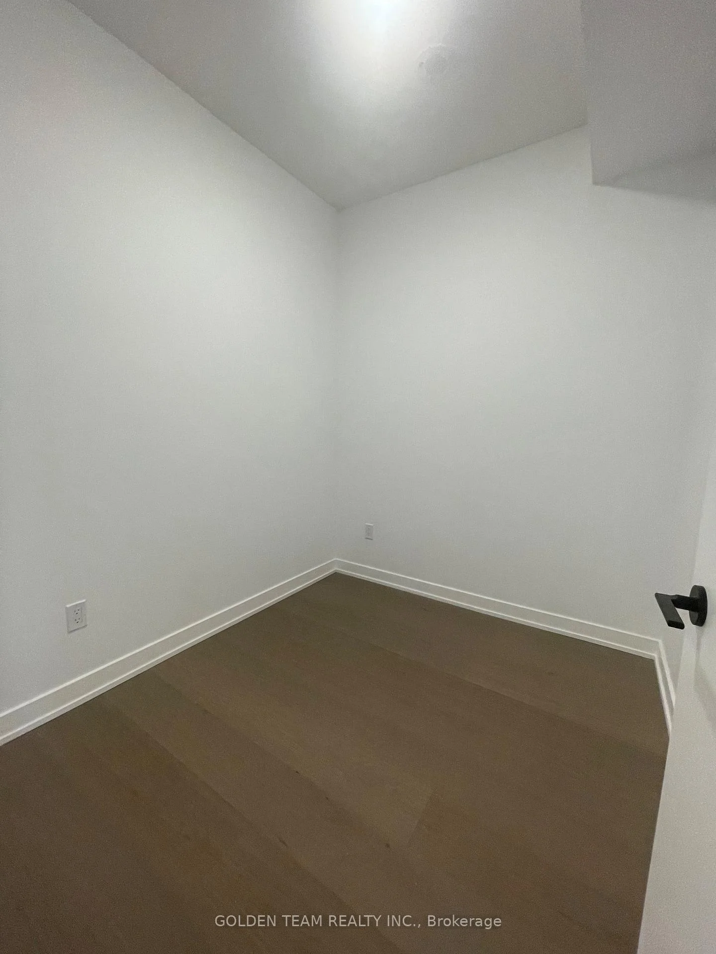 Photo 12 of Unit 1701, 91 Montclair Avenue, Toronto, Forest Hill South — HOMEH