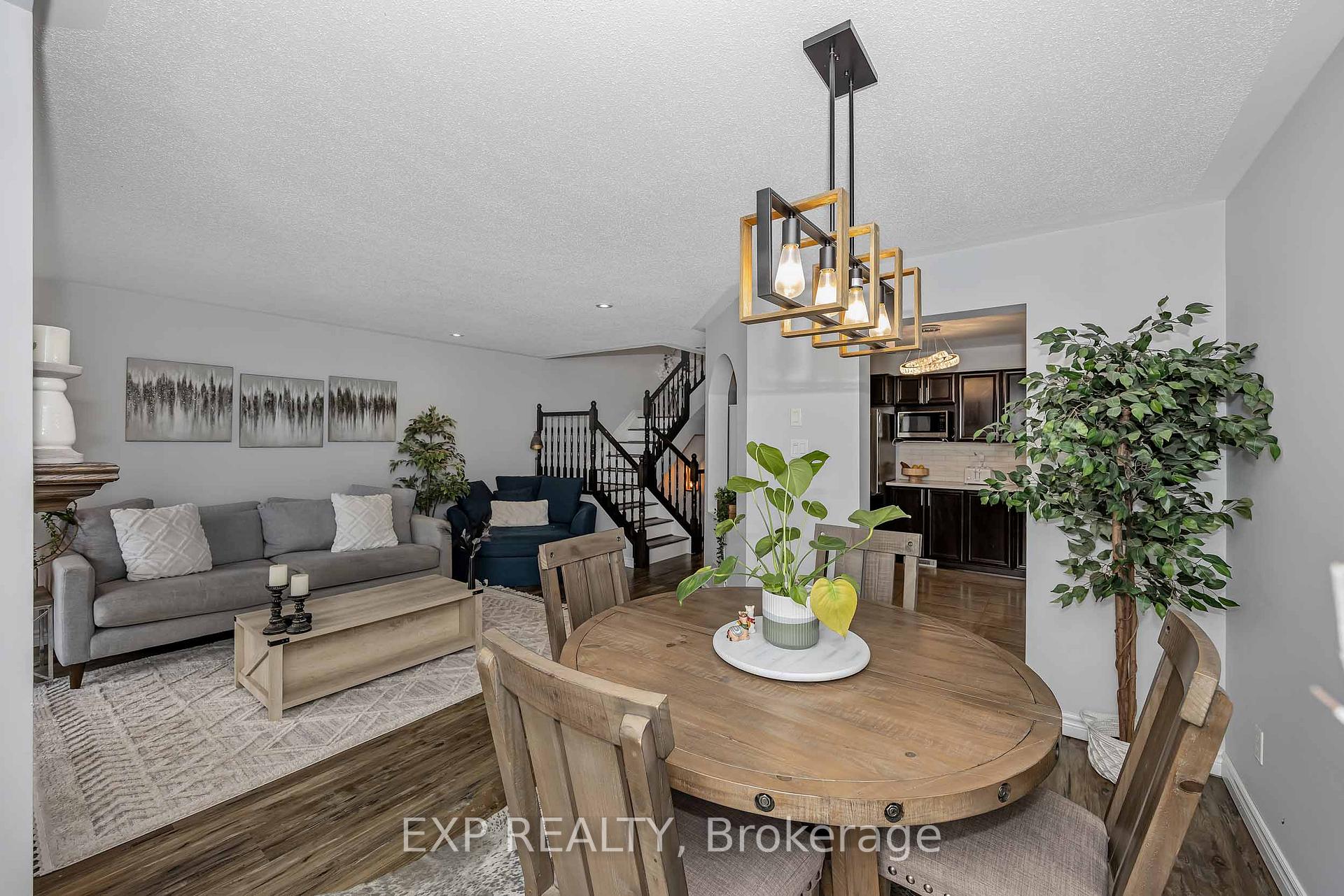 Photo 12 of 271 Garrity Crescent, Ottawa, Barrhaven - Strandherd — HOMEH