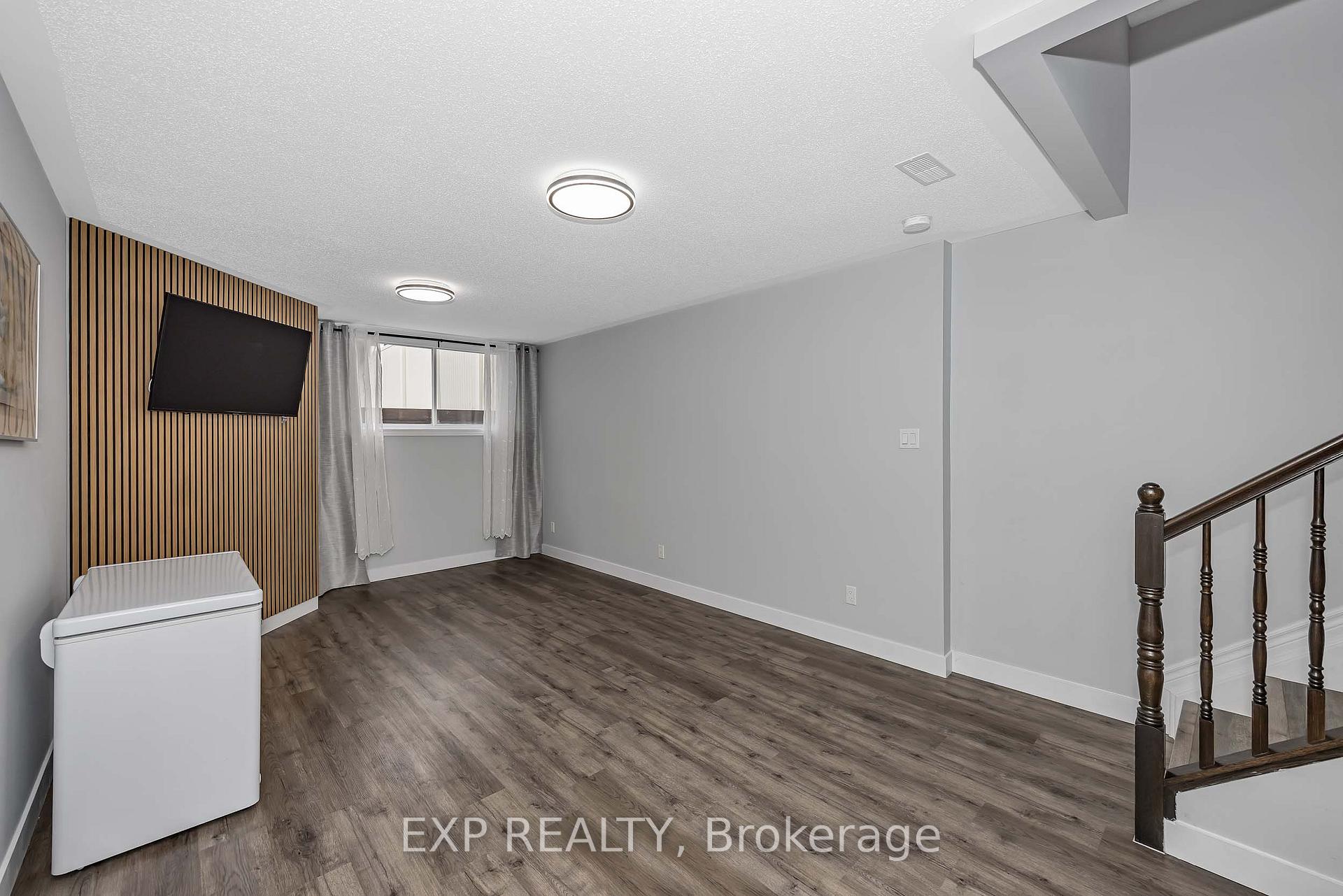 Photo 35 of 271 Garrity Crescent, Ottawa, Barrhaven - Strandherd — HOMEH