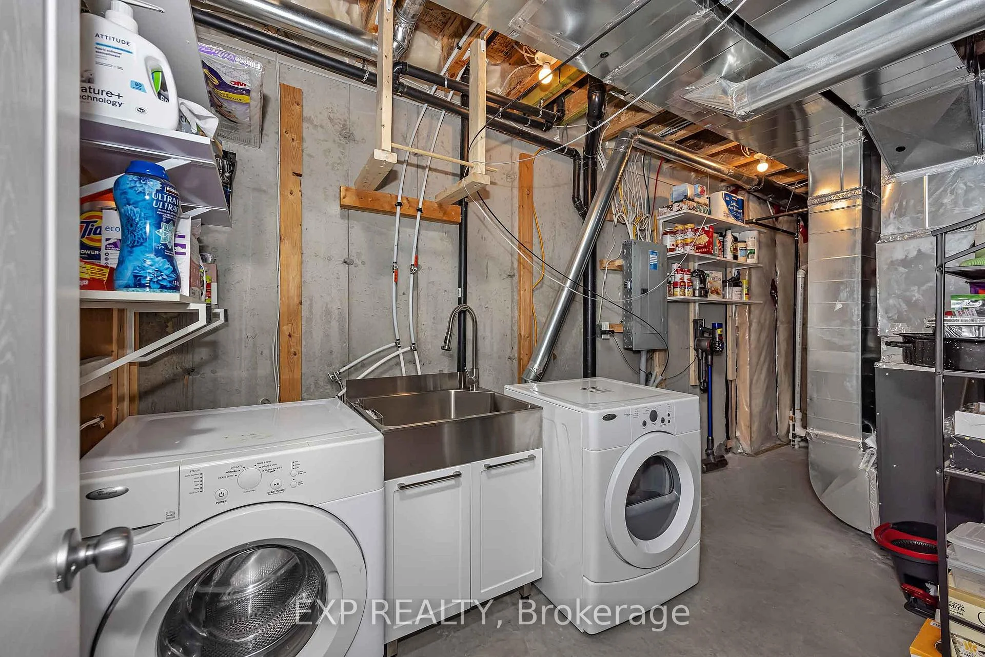 Photo 16 of 271 Garrity Crescent, Ottawa, Barrhaven - Strandherd — HOMEH