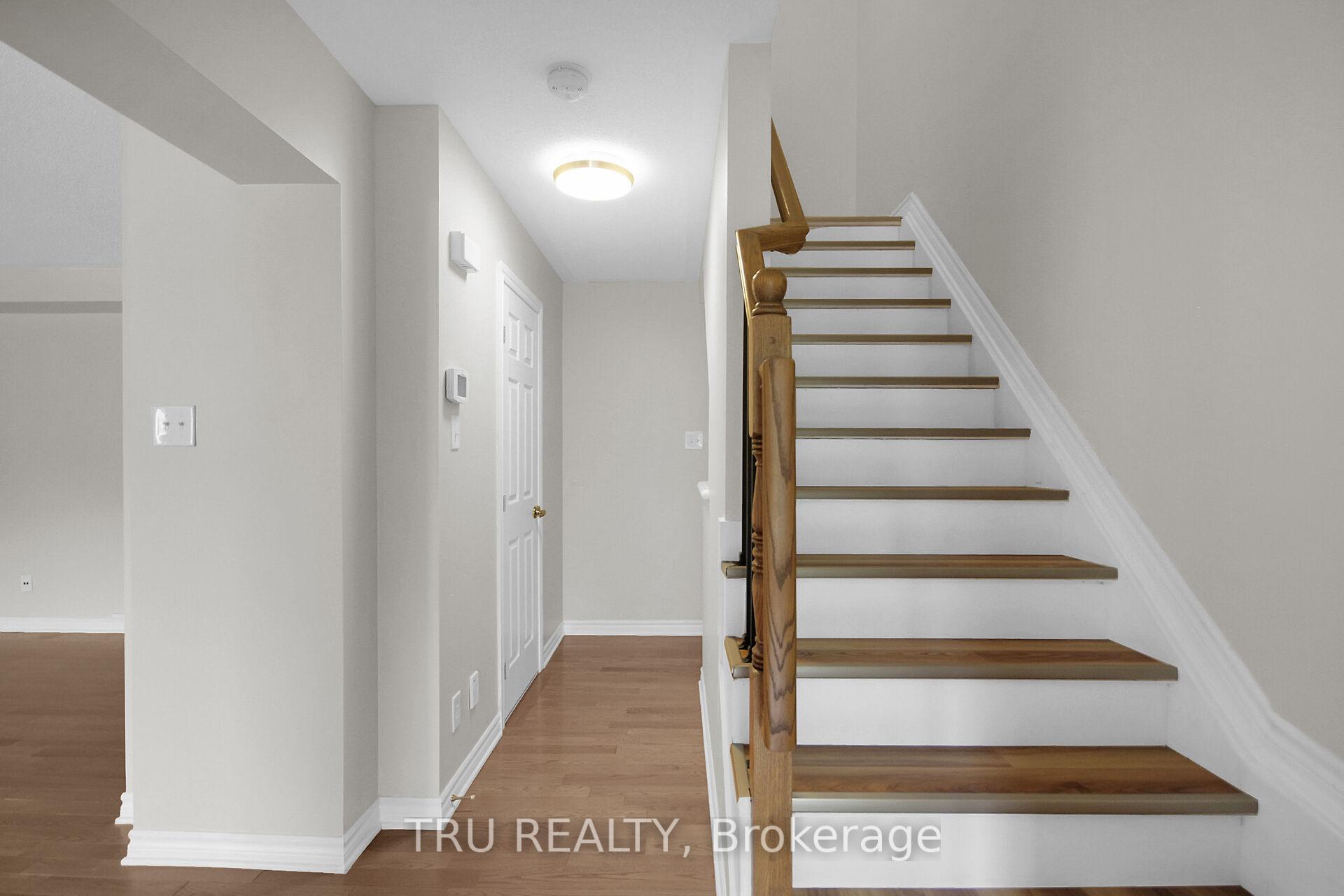 Photo 22 of 2505 Waterlilly Way, Ottawa, Barrhaven - Heritage Park — HOMEH