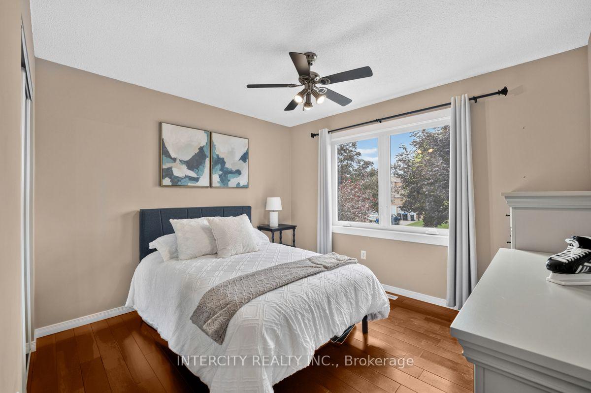 Photo 20 of 6 Compton Crescent, Bradford West Gwillimbury, Bradford — HOMEH