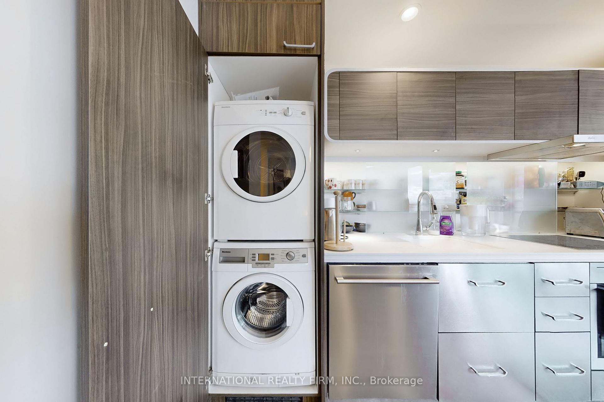 Photo 13 of Unit 2911, 45 Charles Street E, Toronto, Church-Yonge Corridor — HOMEH