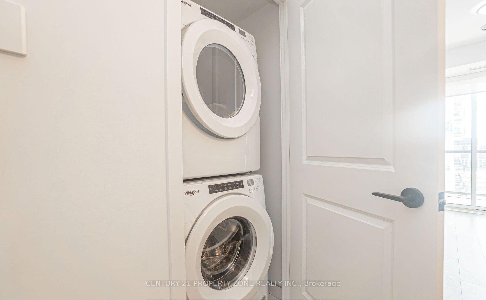 Photo 13 of Unit 1009, 335 Wheat Boom Drive, Oakville, Joshua Meadows — HOMEH