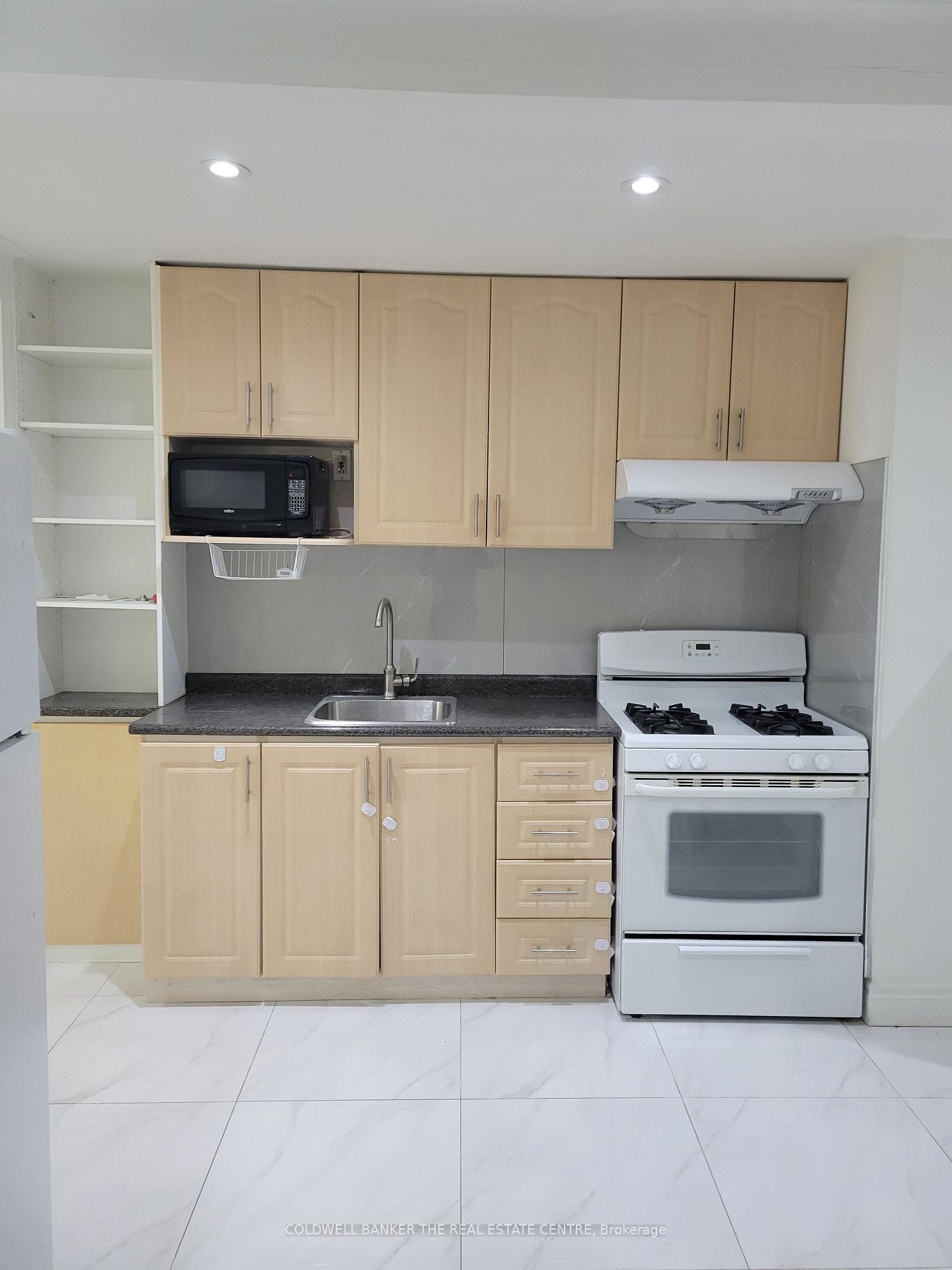 Photo of Unit Unit B, 2646 Victoria Park Avenue