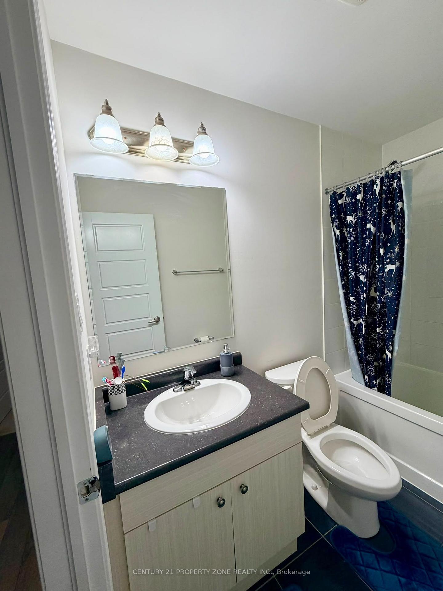 Photo 20 of 40 Leblanc Crescent, Brampton, Northwest Brampton — HOMEH