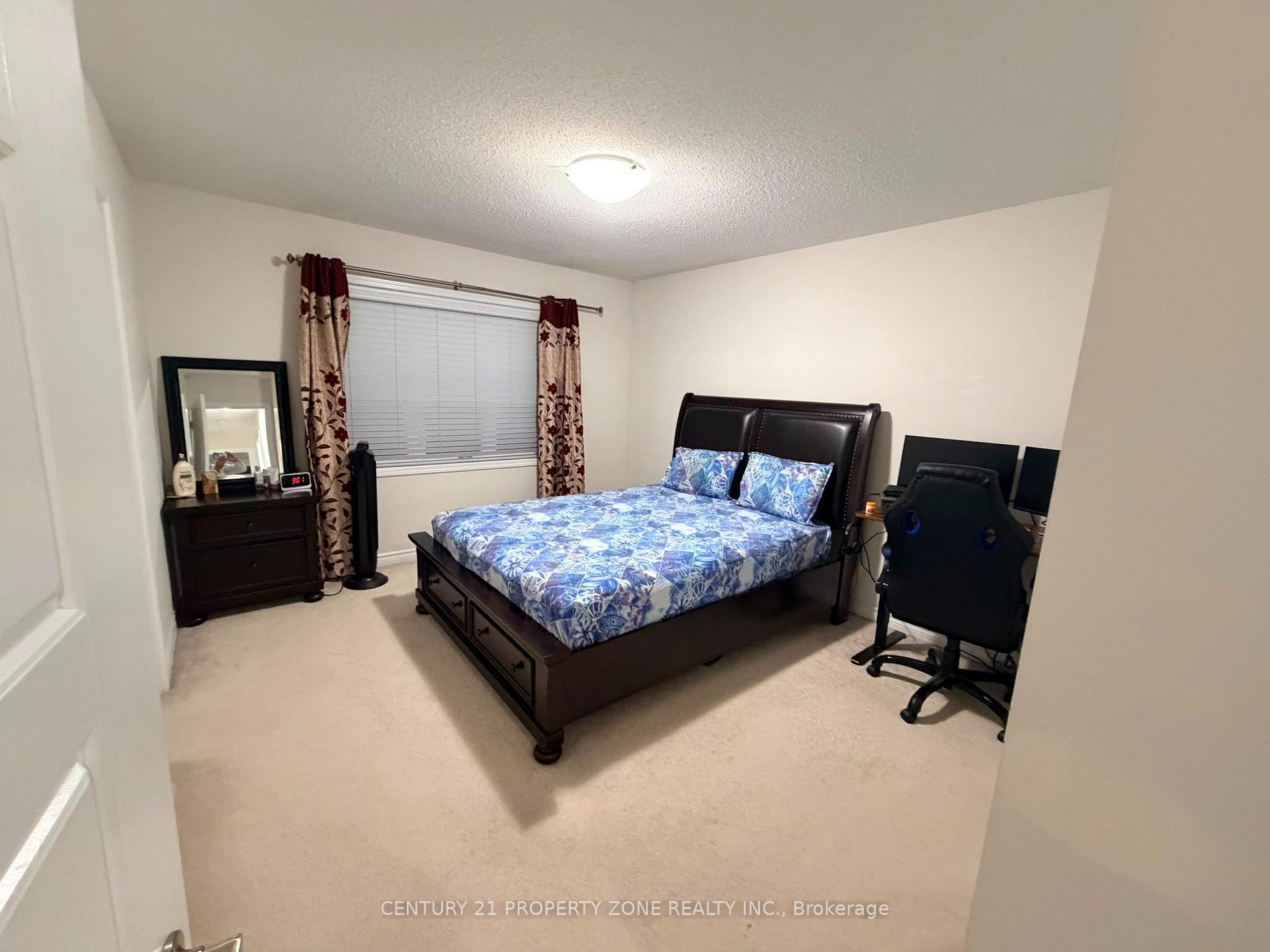 Photo 24 of 40 Leblanc Crescent, Brampton, Northwest Brampton — HOMEH