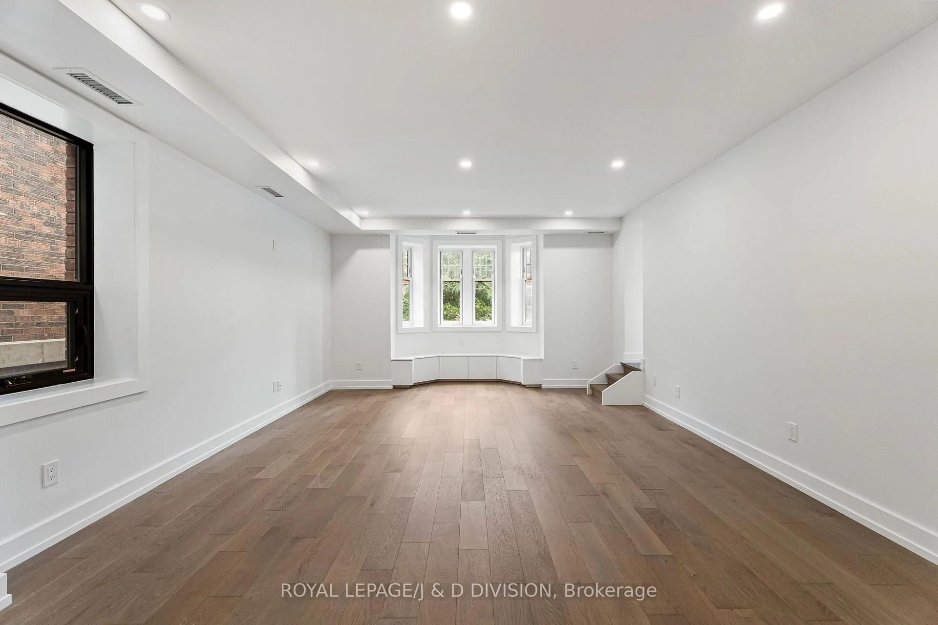Photo 11 of Unit 4, 314 Lonsdale Road, Toronto, Forest Hill South — HOMEH