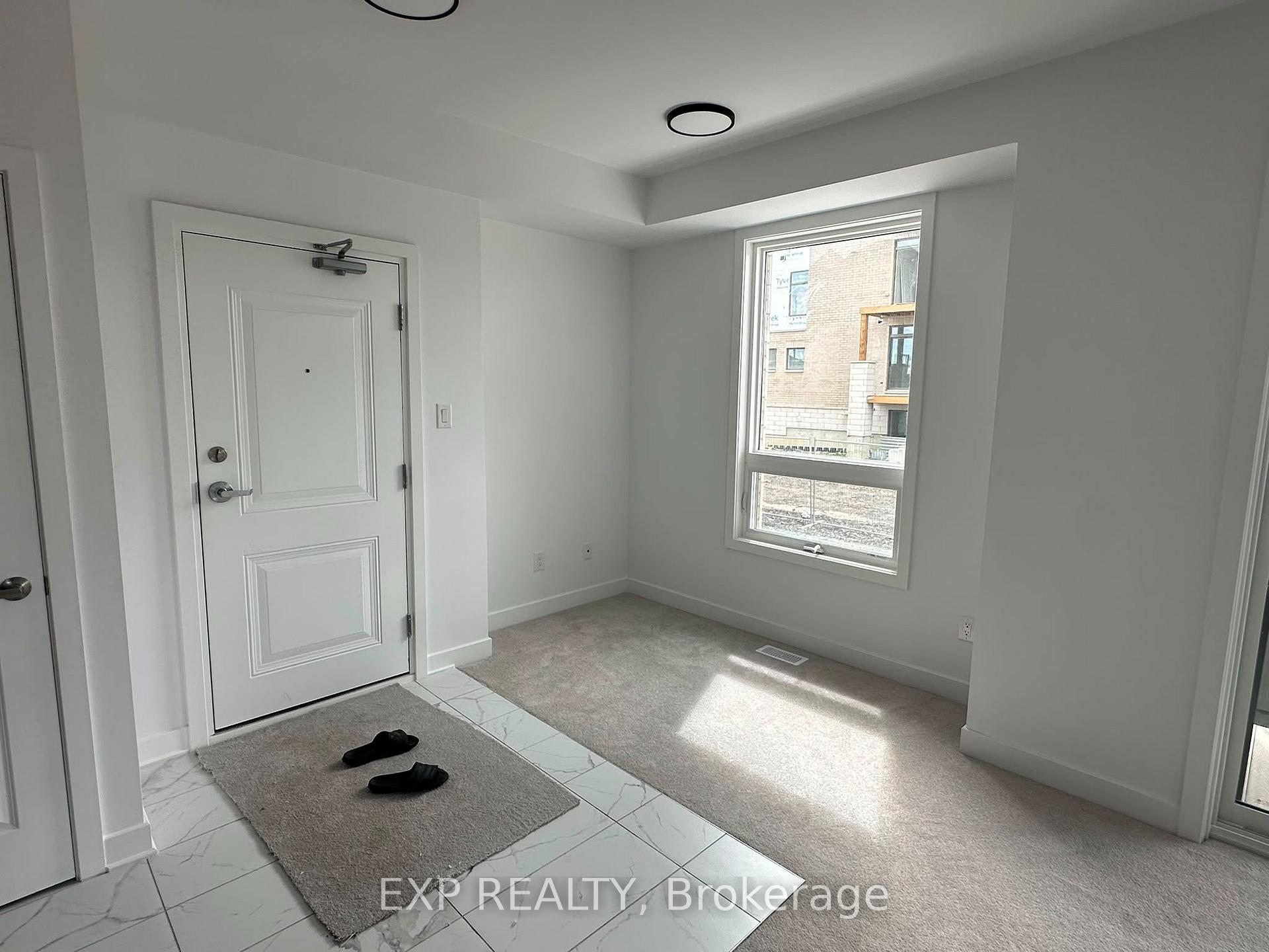 Photo 7 of Unit J, 1055 Cedar Creek Drive, Ottawa, Blossom Park/Kemp Park/Findlay Creek — HOMEH
