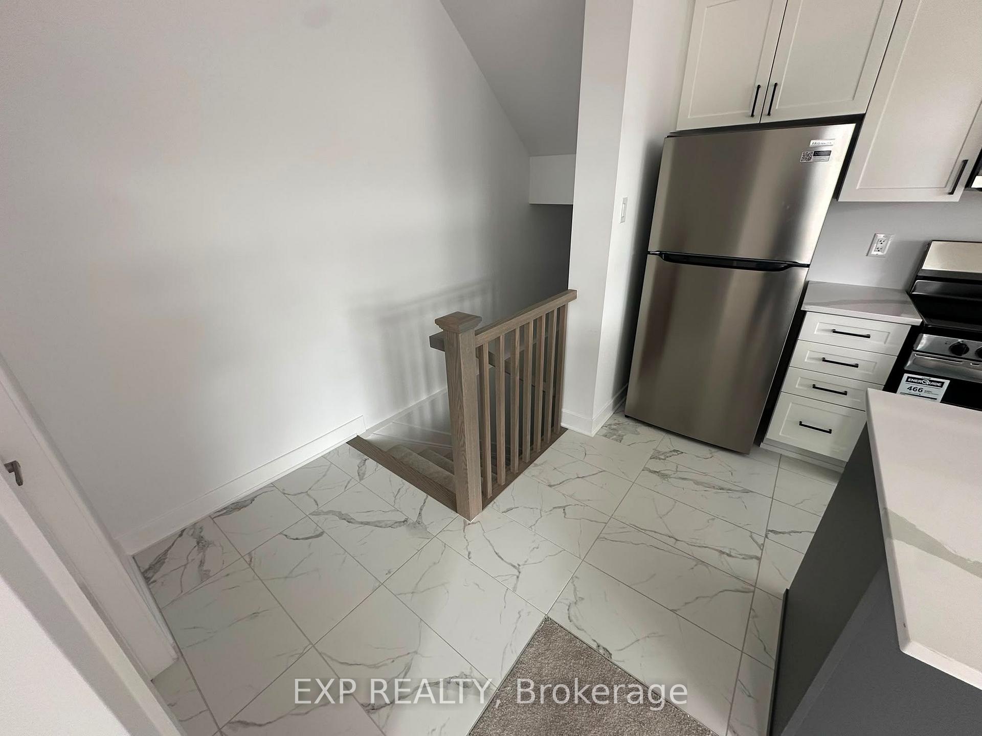 Photo 8 of Unit J, 1055 Cedar Creek Drive, Ottawa, Blossom Park/Kemp Park/Findlay Creek — HOMEH
