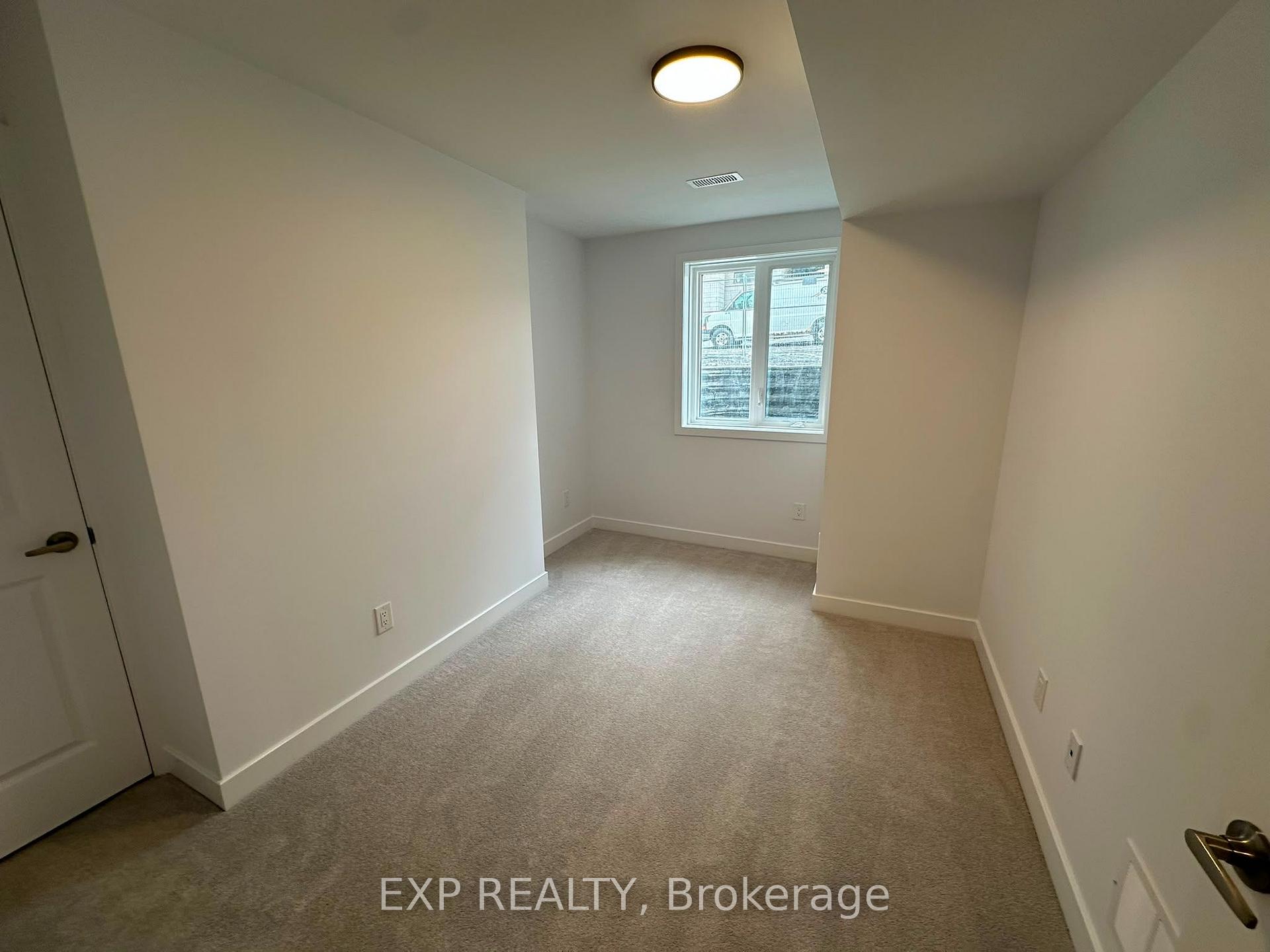 Photo 17 of Unit J, 1055 Cedar Creek Drive, Ottawa, Blossom Park/Kemp Park/Findlay Creek — HOMEH