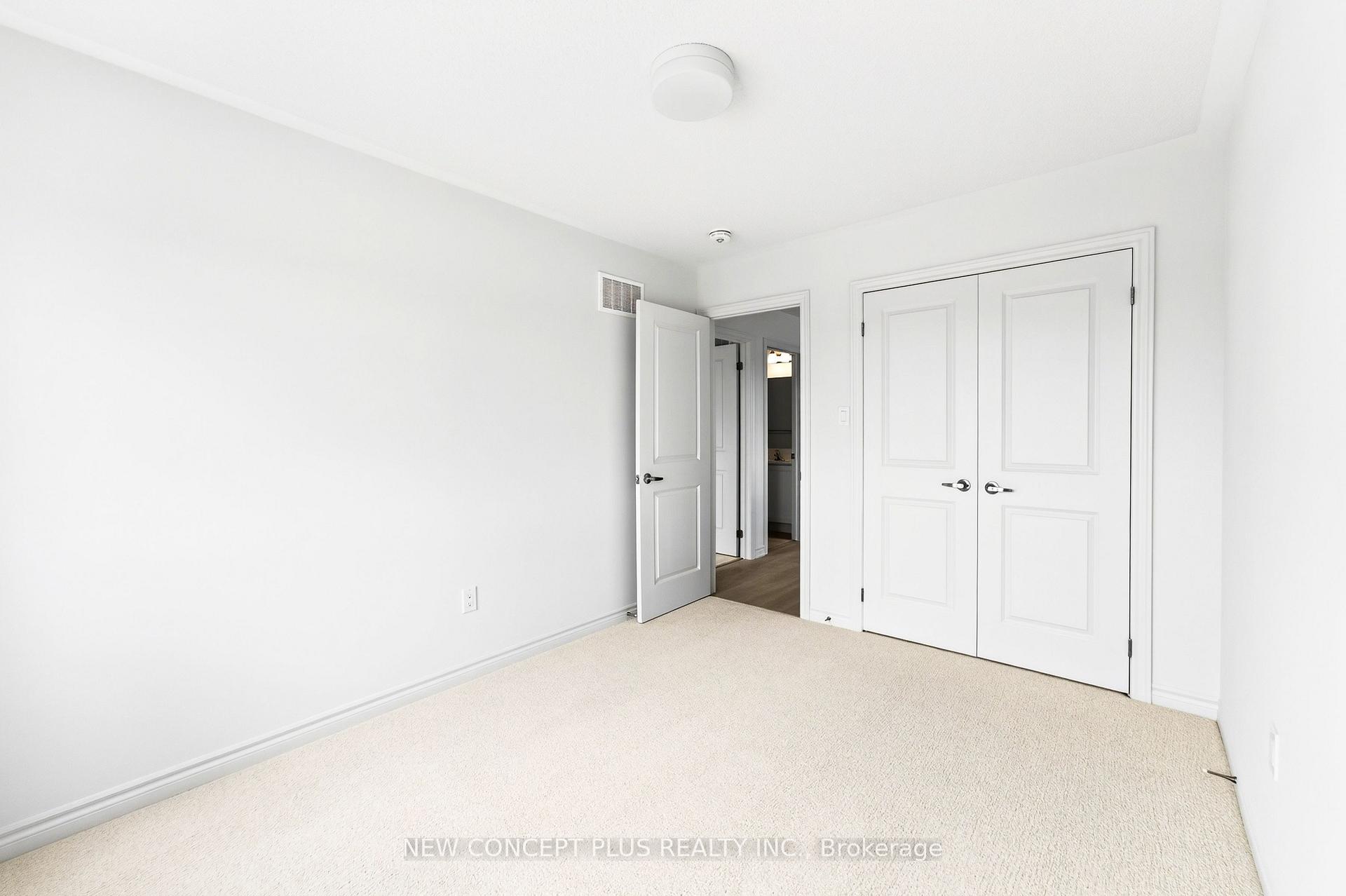 Photo 28 of 98 Sanderson Drive N, Kawartha Lakes, Lindsay — HOMEH