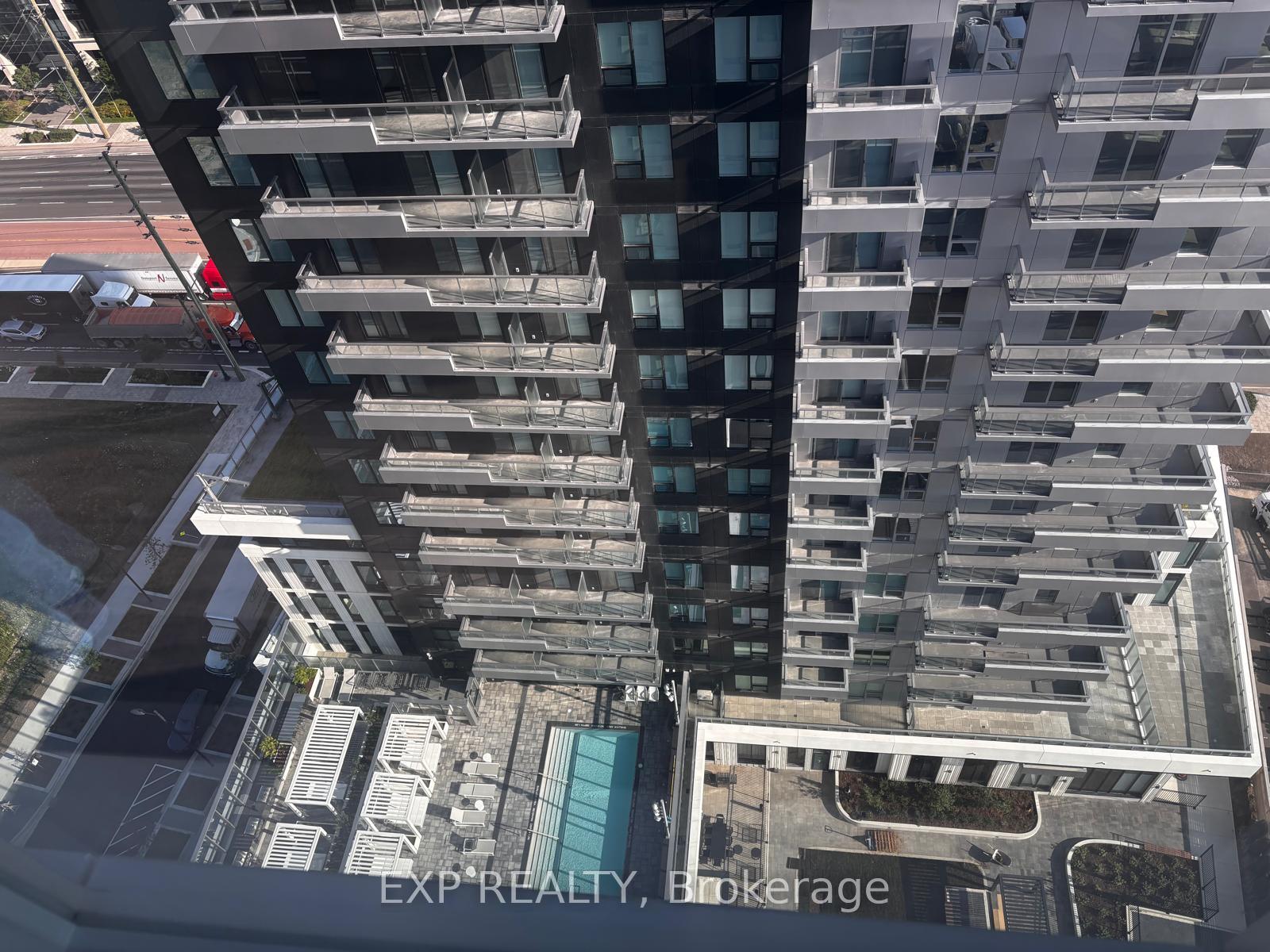 Photo 11 of Unit 1908, 21 Meadowdale Road, Vaughan, Vaughan Corporate Centre — HOMEH