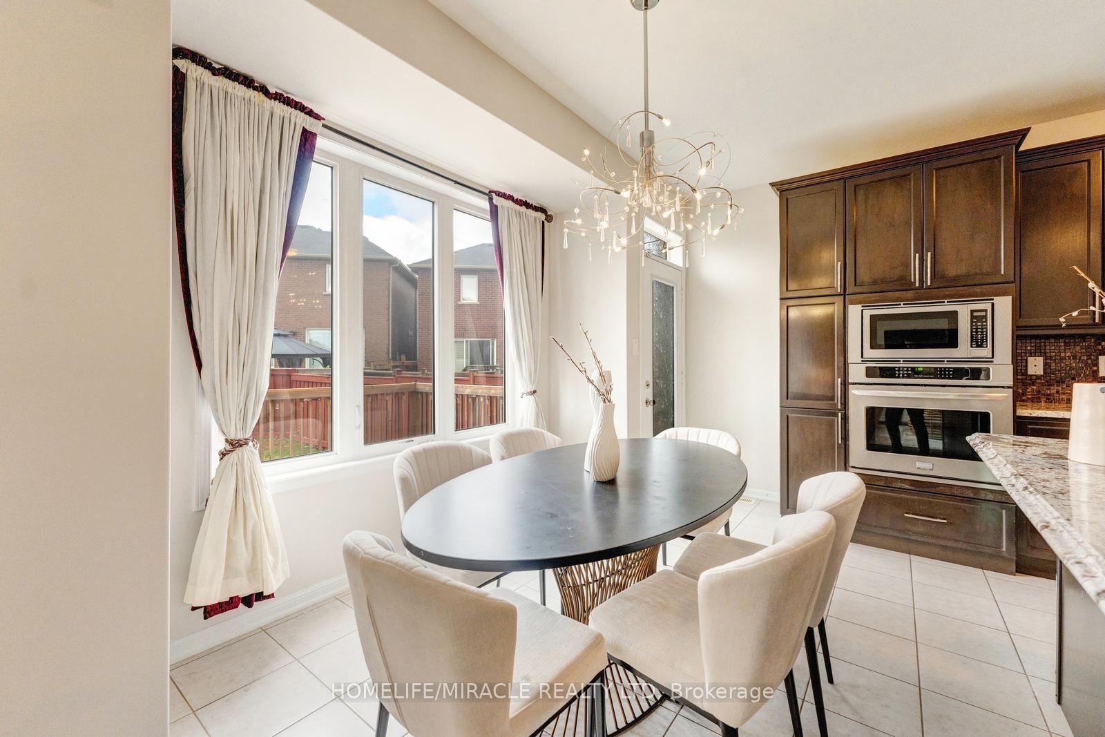 Photo 14 of 16 Hasker Road, Brampton, Northwest Brampton — HOMEH