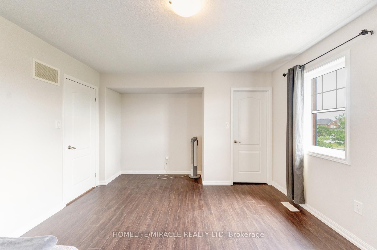 Photo 43 of 16 Hasker Road, Brampton, Northwest Brampton — HOMEH