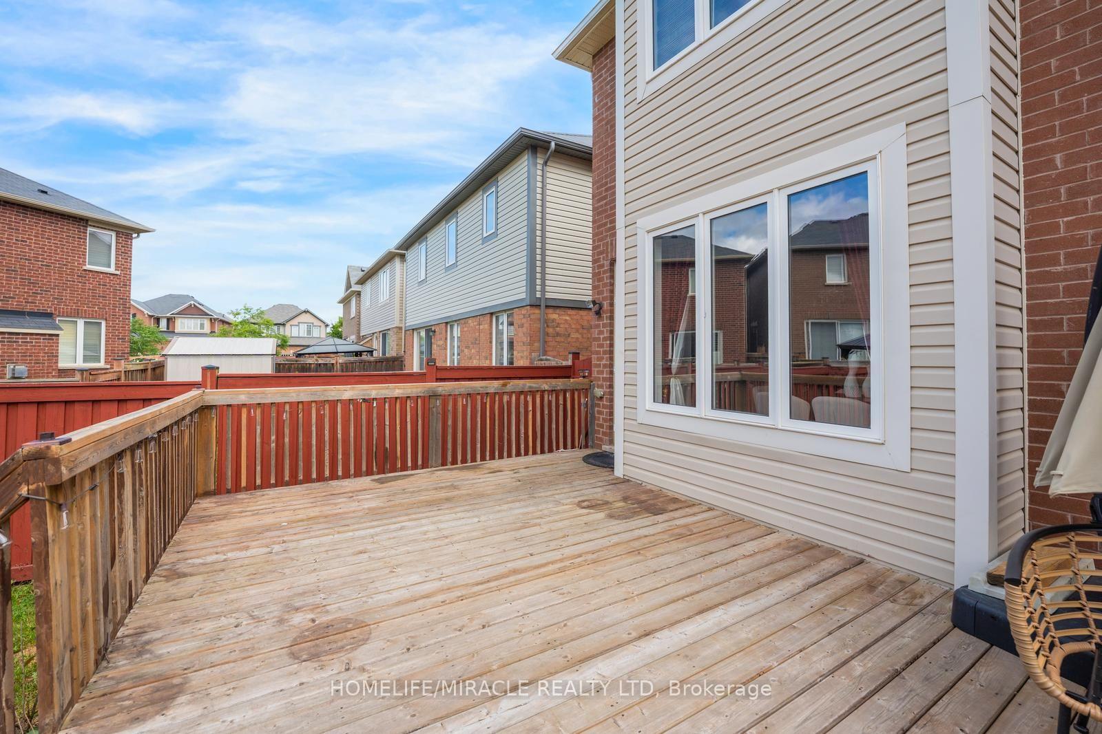 Photo 47 of 16 Hasker Road, Brampton, Northwest Brampton — HOMEH