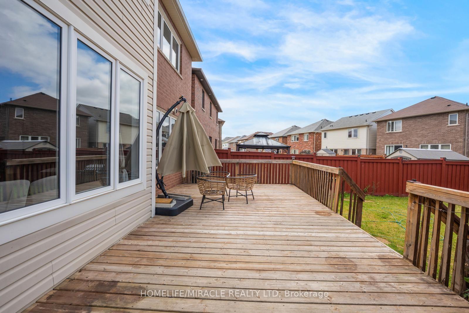 Photo 48 of 16 Hasker Road, Brampton, Northwest Brampton — HOMEH