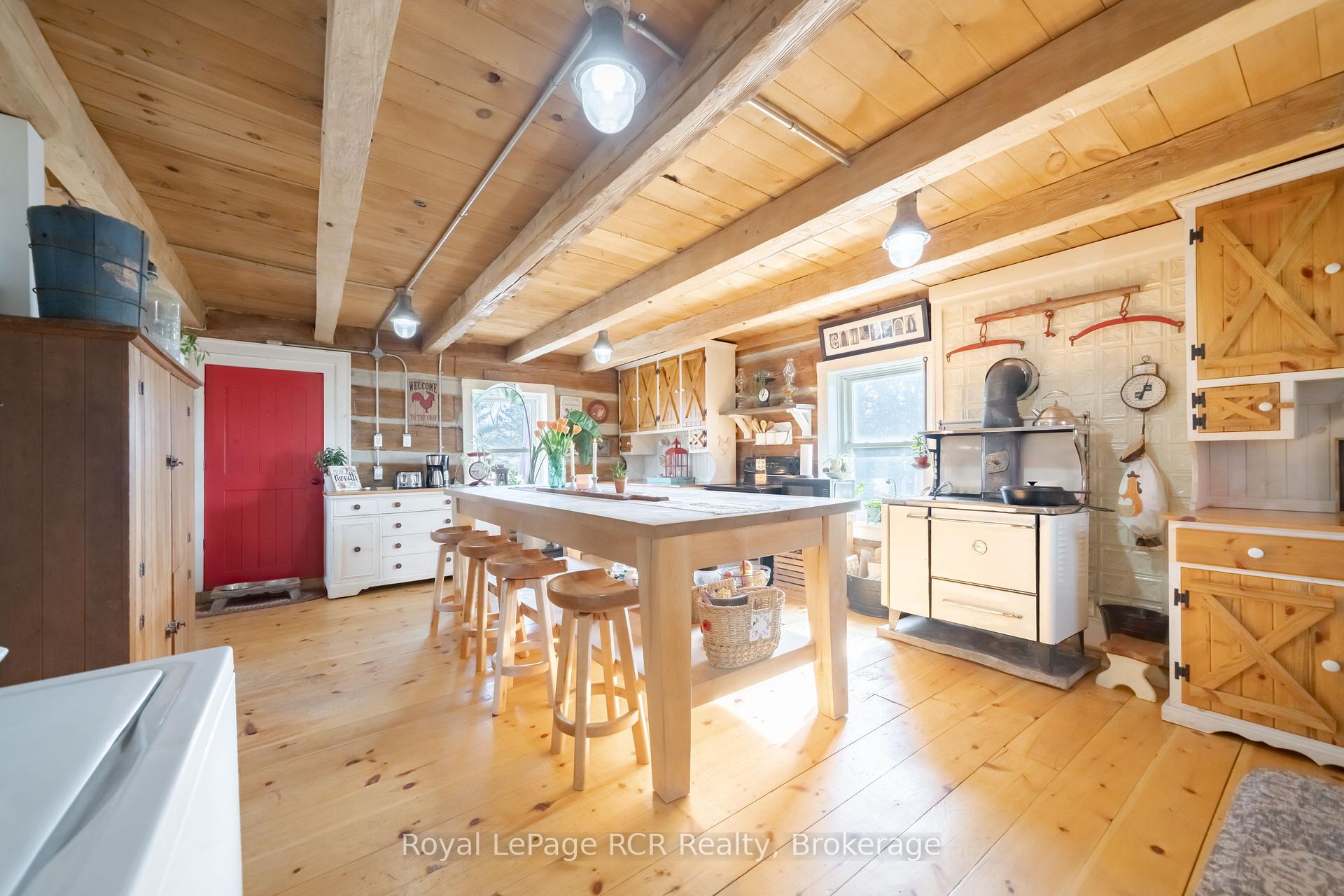 Photo 5 of 135458 Concession 8, Chatsworth — HOMEH