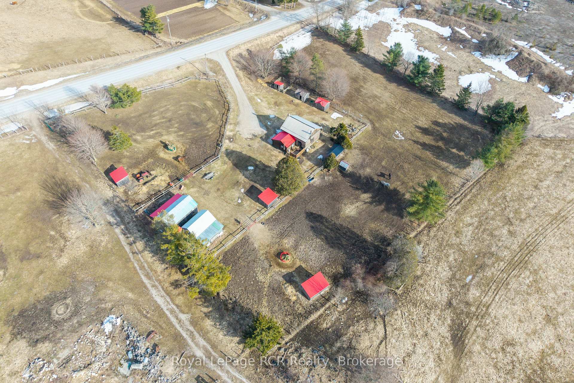 Photo 70 of 135458 Concession 8, Chatsworth — HOMEH