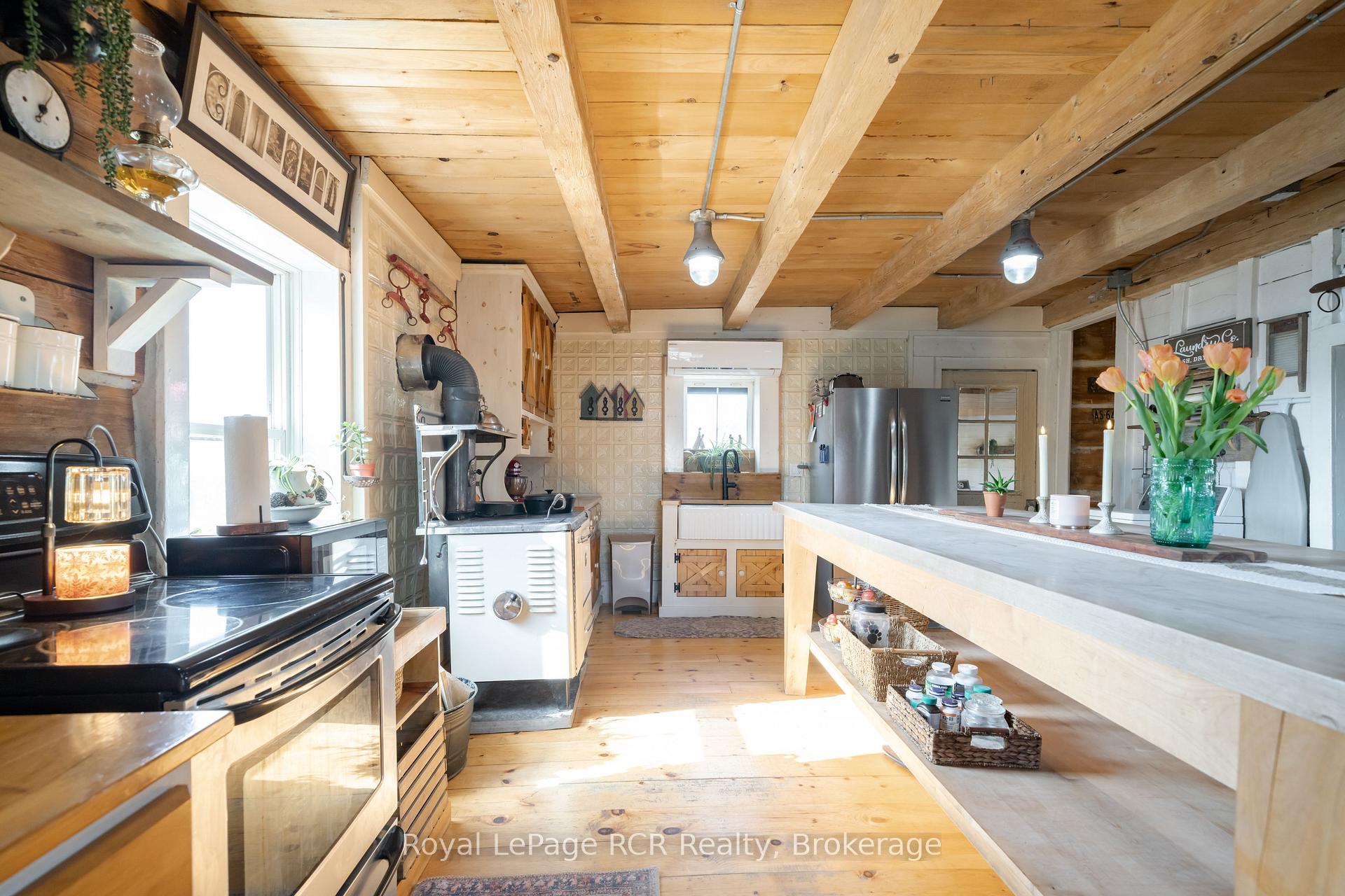 Photo 11 of 135458 Concession 8, Chatsworth — HOMEH