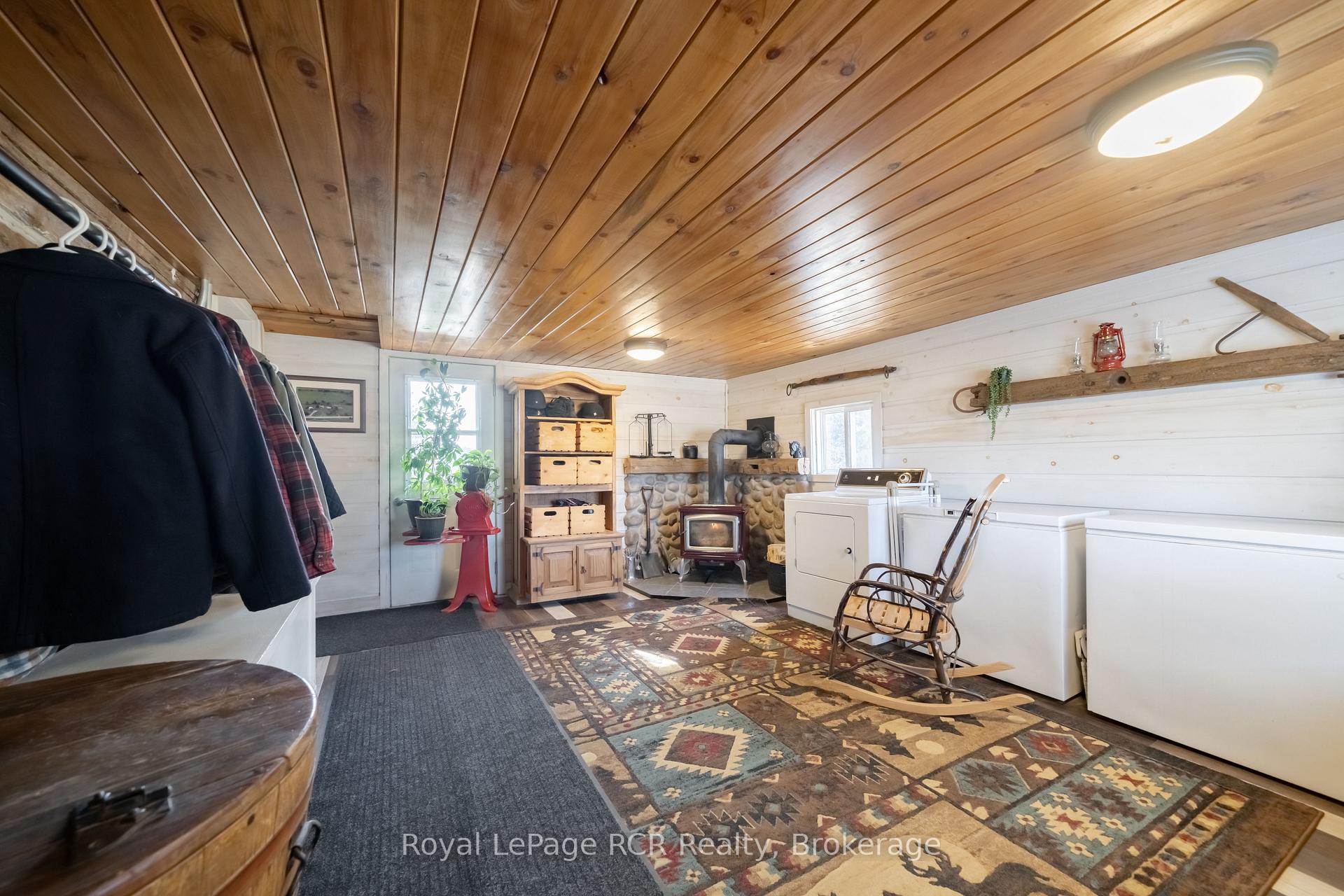 Photo 17 of 135458 Concession 8, Chatsworth — HOMEH