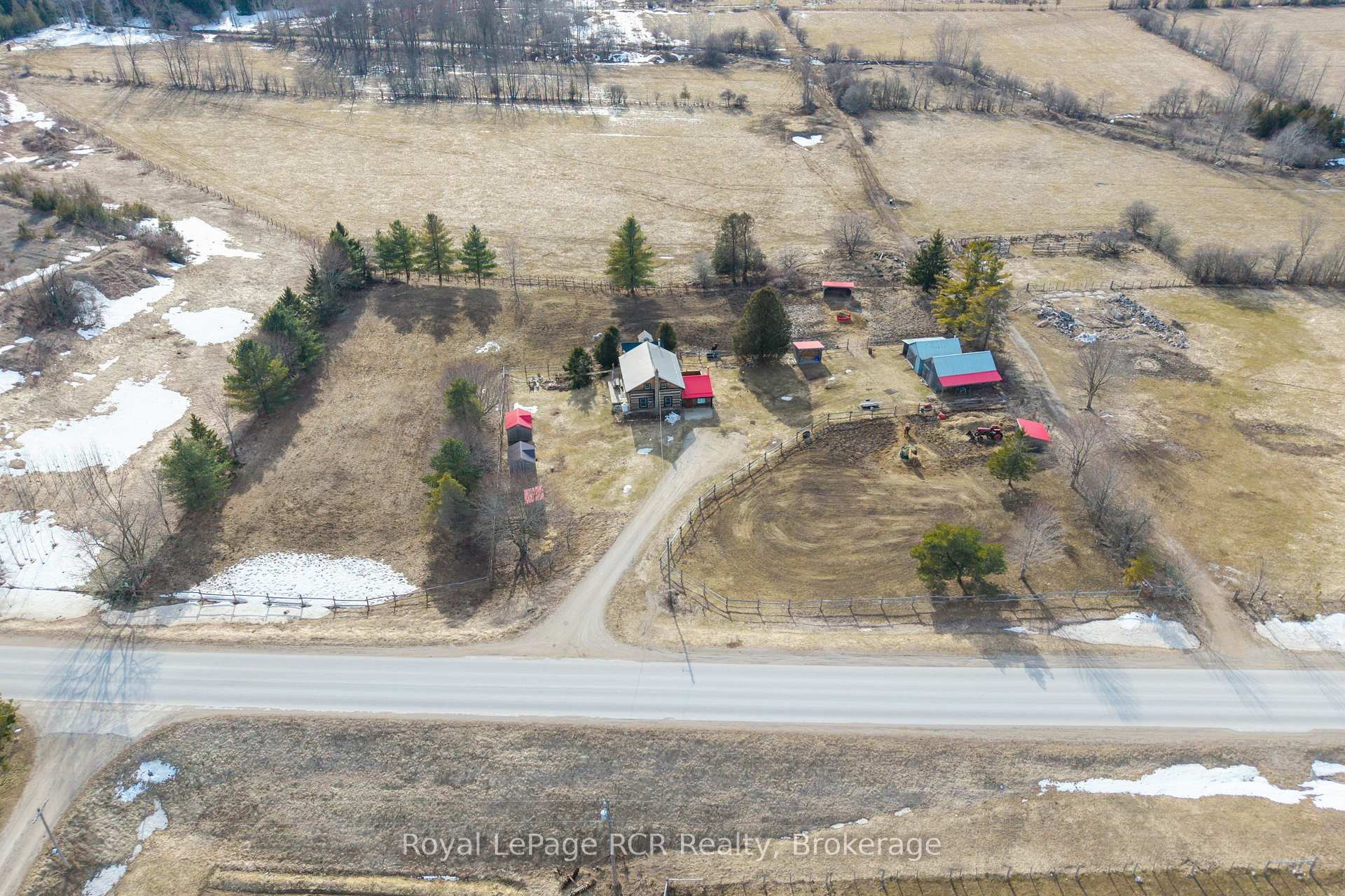Photo 56 of 135458 Concession 8, Chatsworth — HOMEH