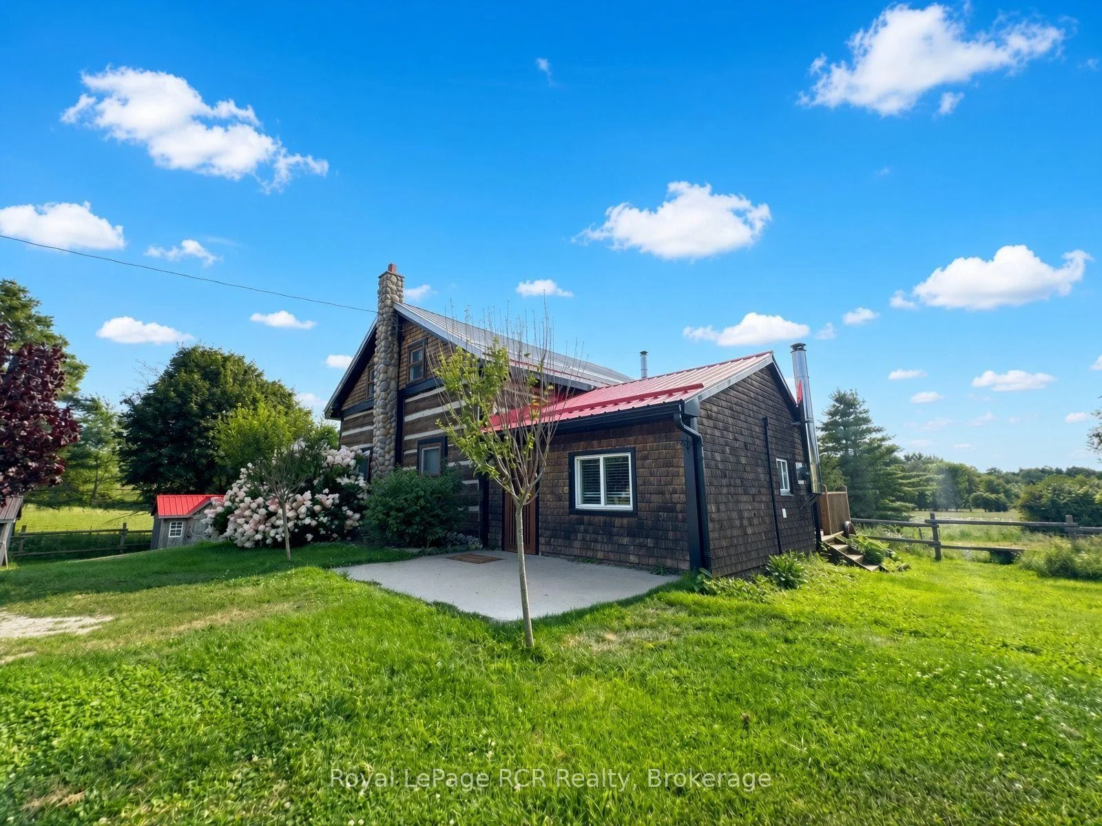Photo 4 of 135458 Concession 8, Chatsworth — HOMEH