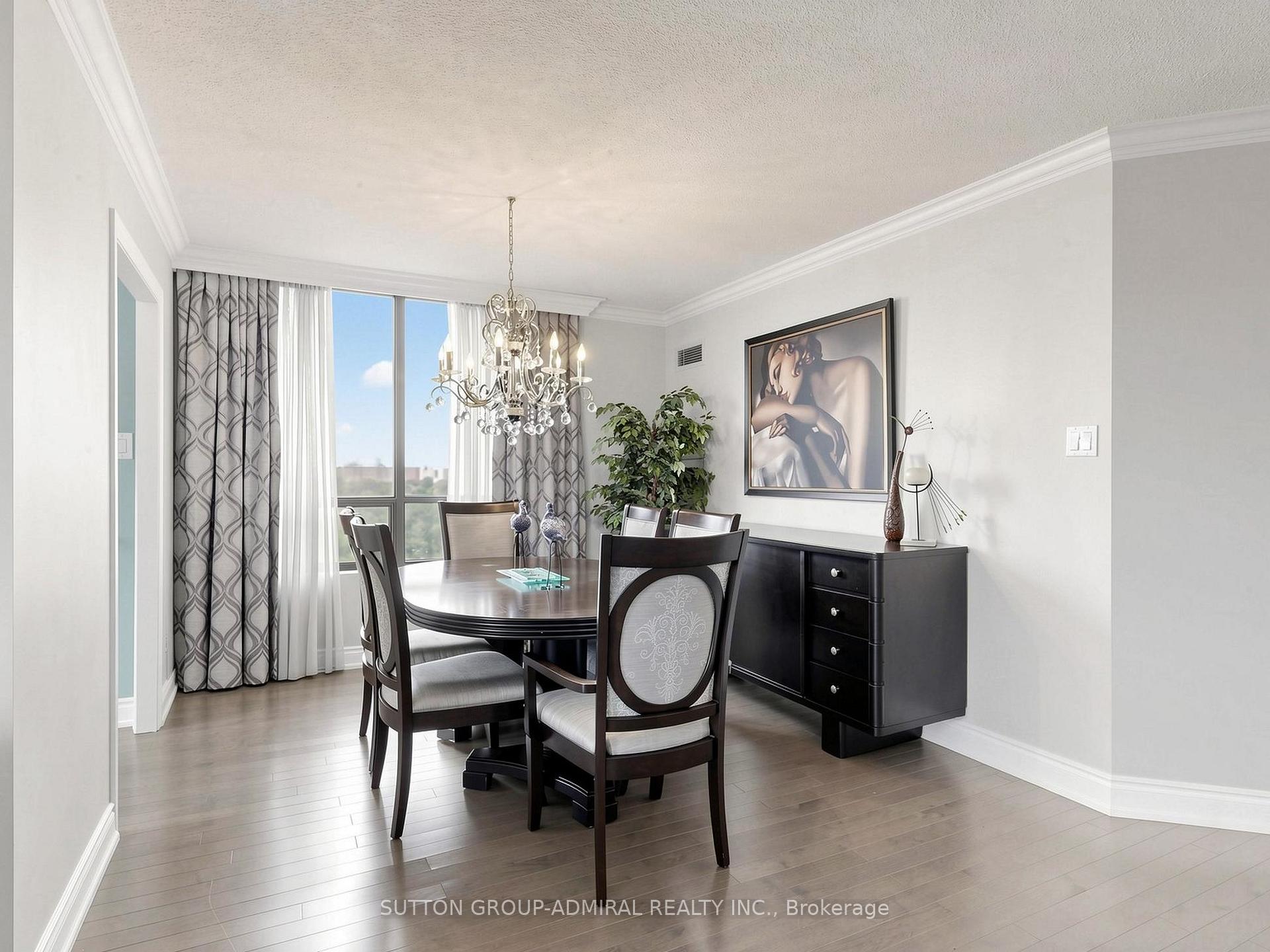 Photo 4 of Unit 507, 7460 Bathurst Street, Vaughan, Brownridge — HOMEH