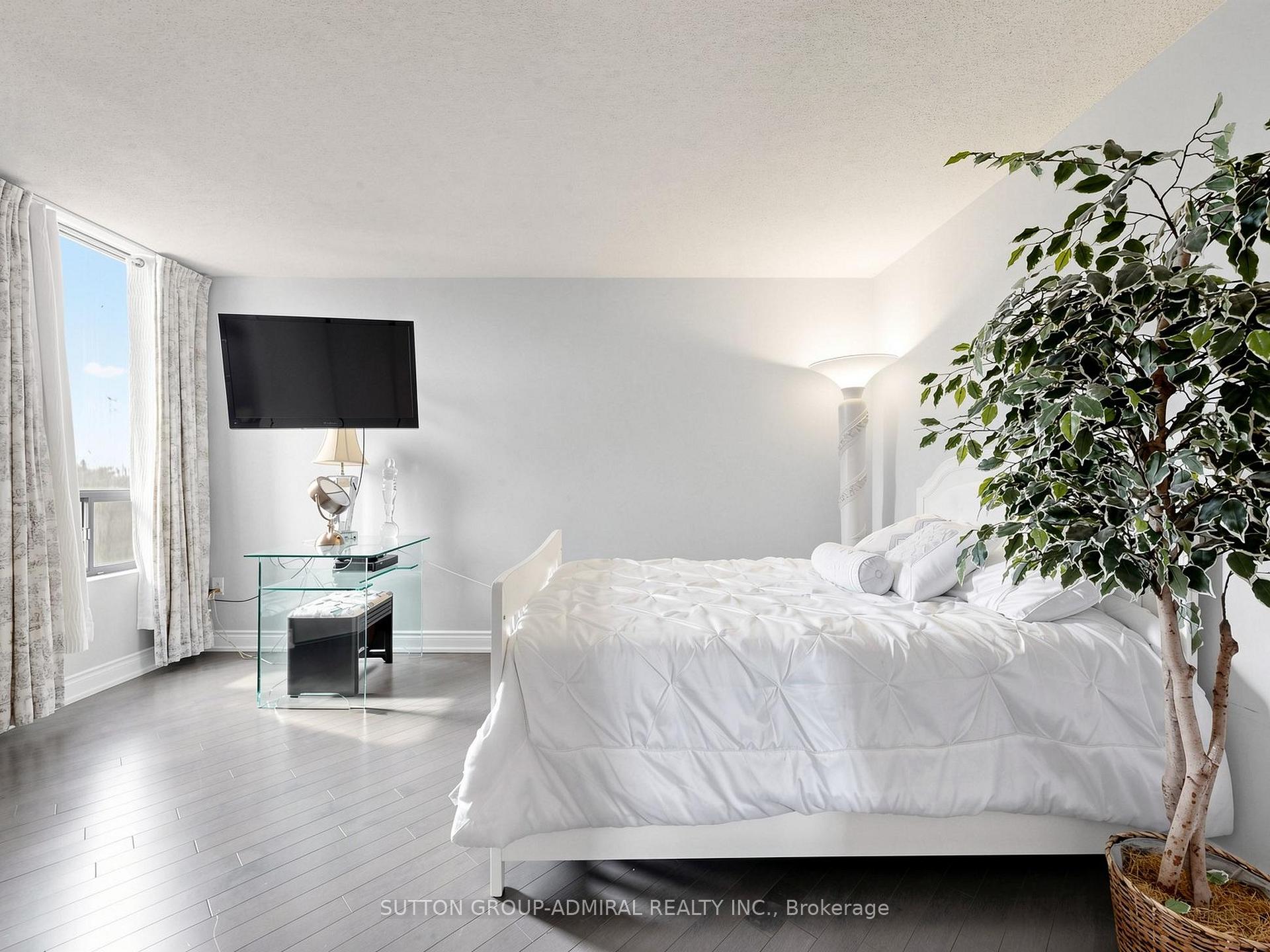 Photo 14 of Unit 507, 7460 Bathurst Street, Vaughan, Brownridge — HOMEH