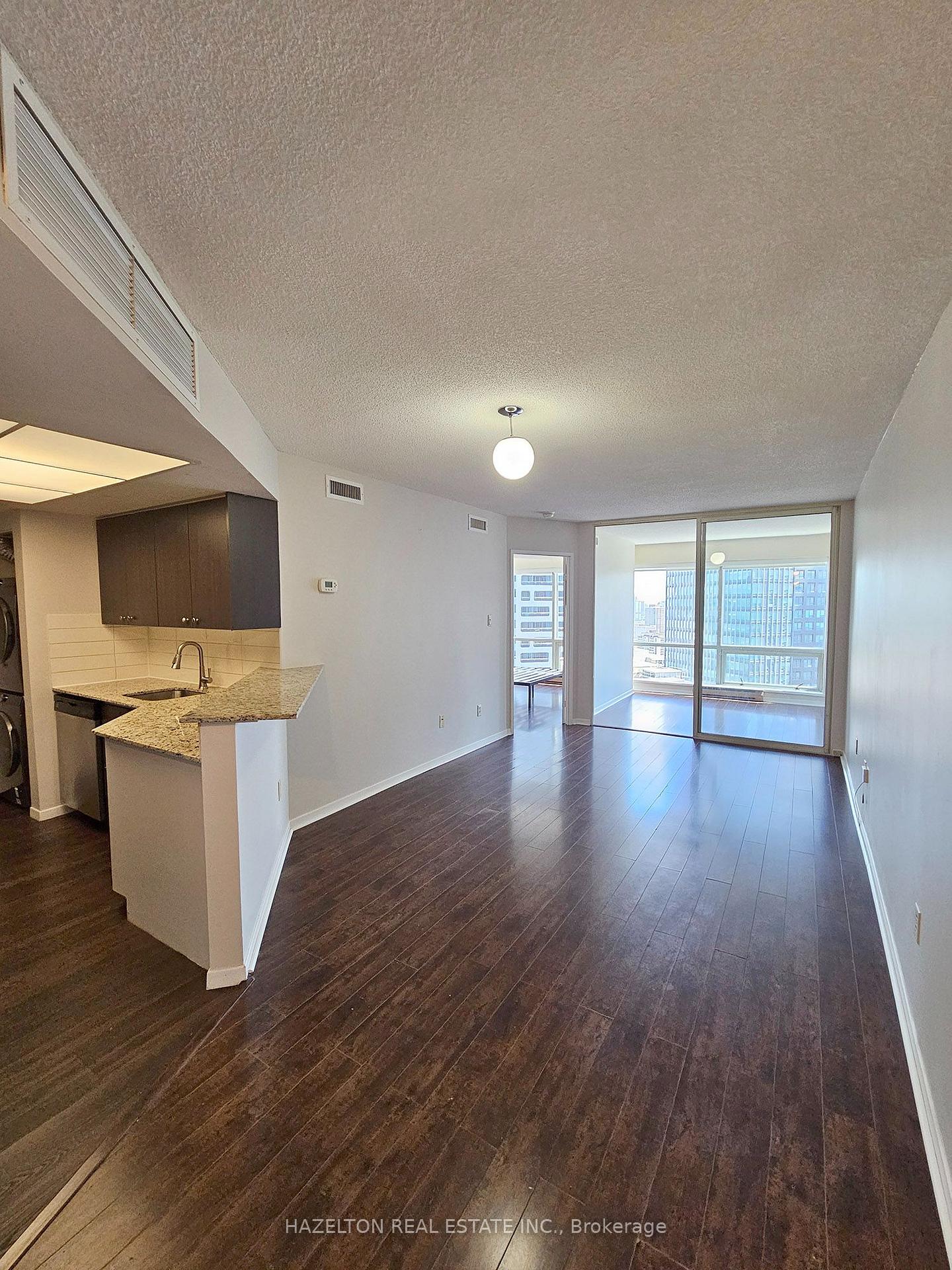 Photo 2 of Unit 2305, 1001 Bay Street, Toronto, Bay Street Corridor — HOMEH