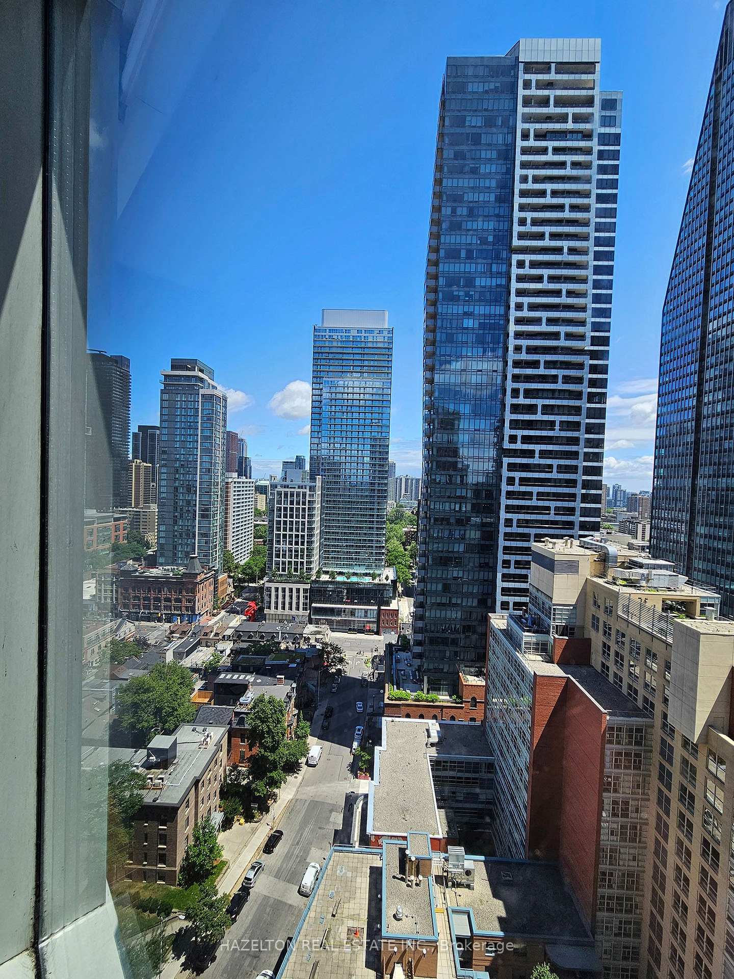 Photo 13 of Unit 2305, 1001 Bay Street, Toronto, Bay Street Corridor — HOMEH